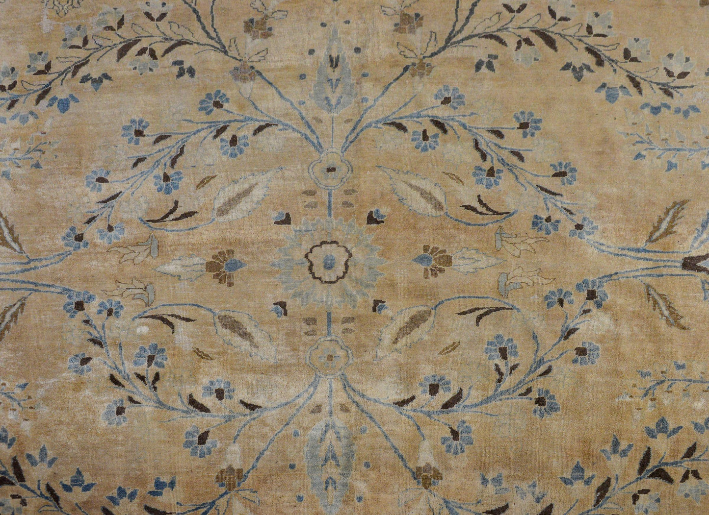 Exquisite Early 20th Century Tabriz Rug For Sale
