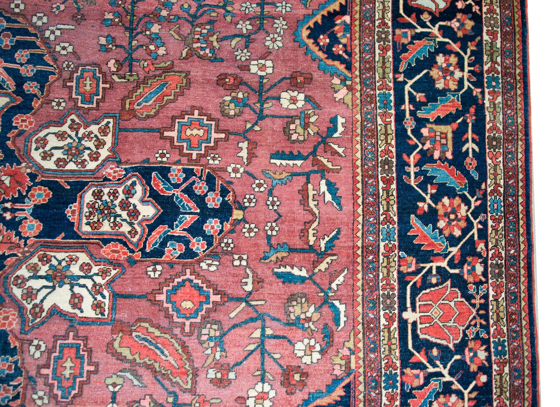 Early 20th Century Persian Sarouk Farahan Rug For Sale