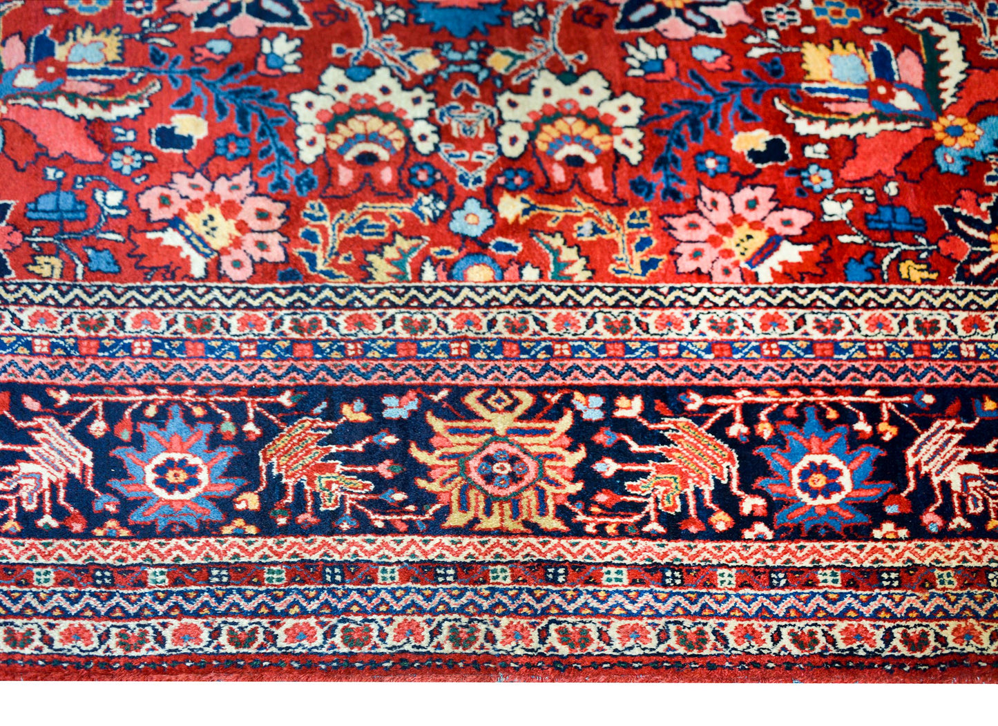 Early 20th Century Mahal Rug For Sale