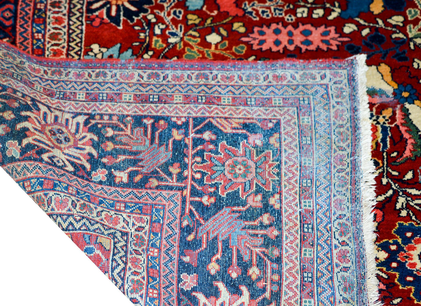 Early 20th Century Mahal Rug For Sale