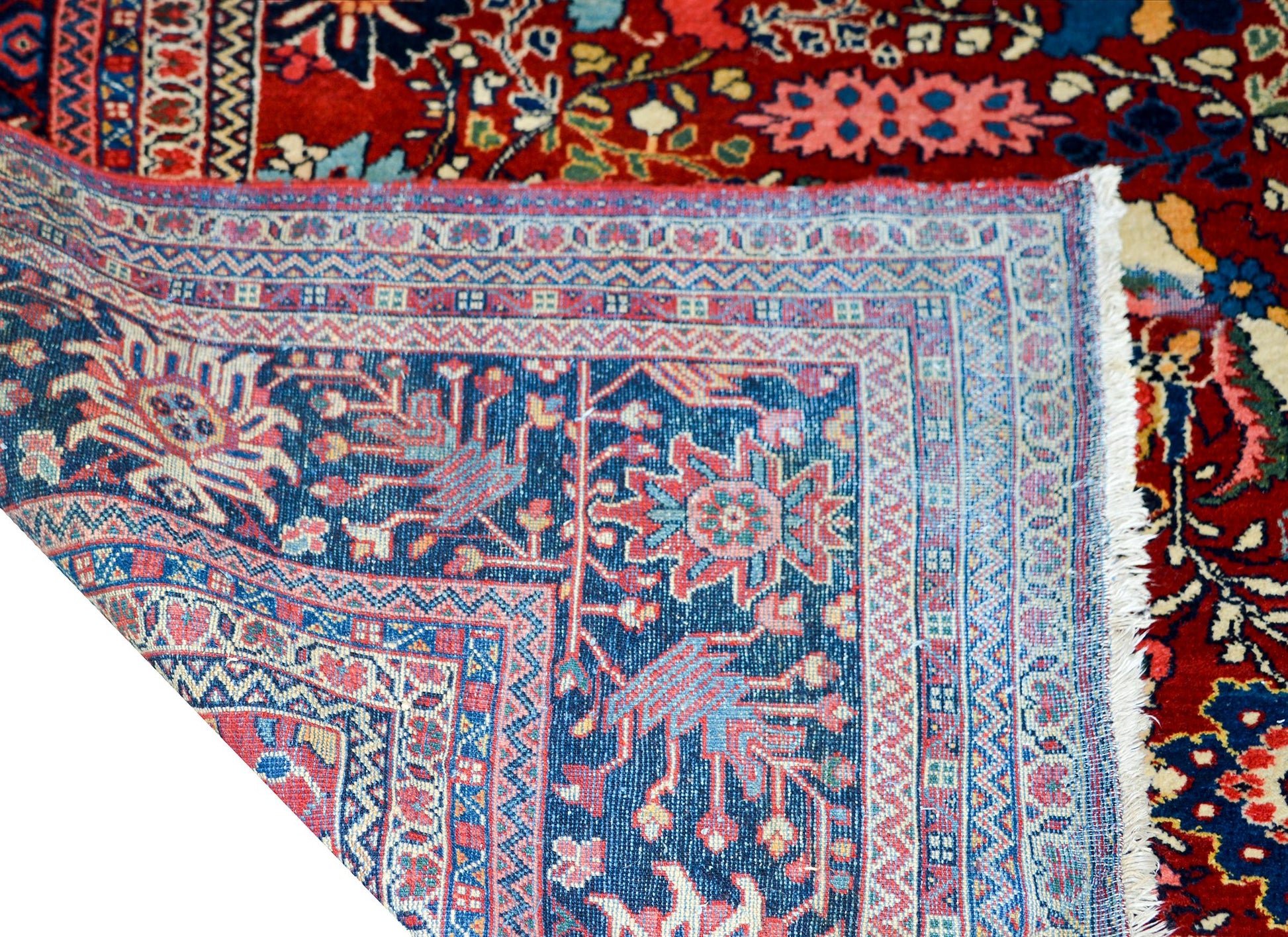 Early 20th Century Mahal Rug For Sale