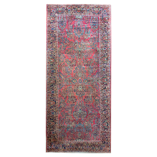 Early 20th Century Persian Sarouk Rug For Sale