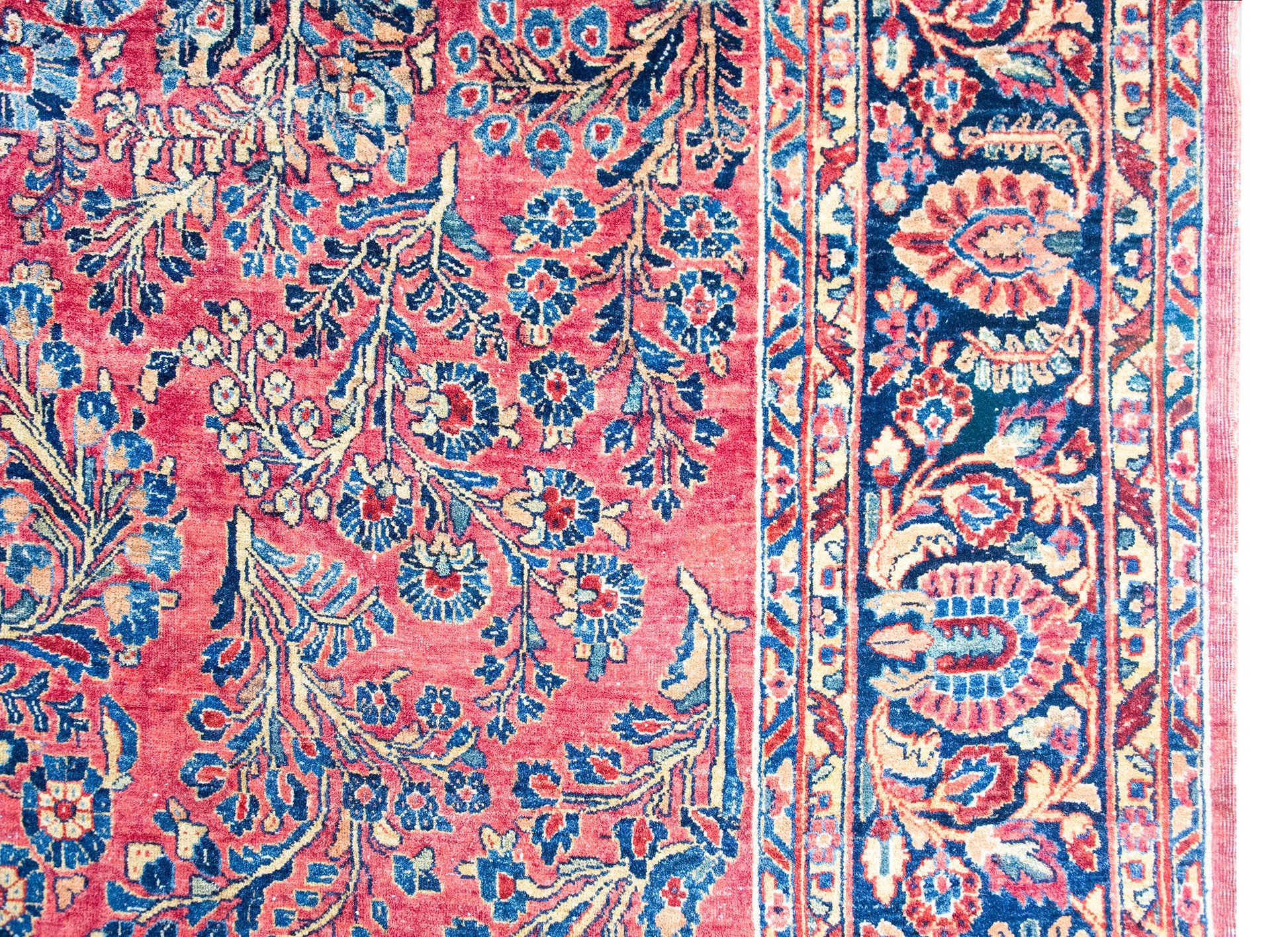 Early 20th Century Persian Sarouk Rug For Sale