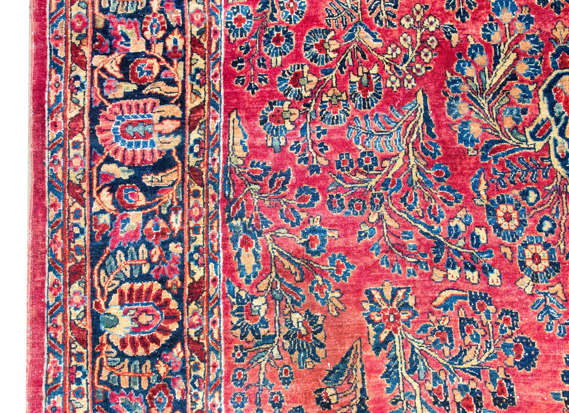 Early 20th Century Persian Sarouk Rug For Sale