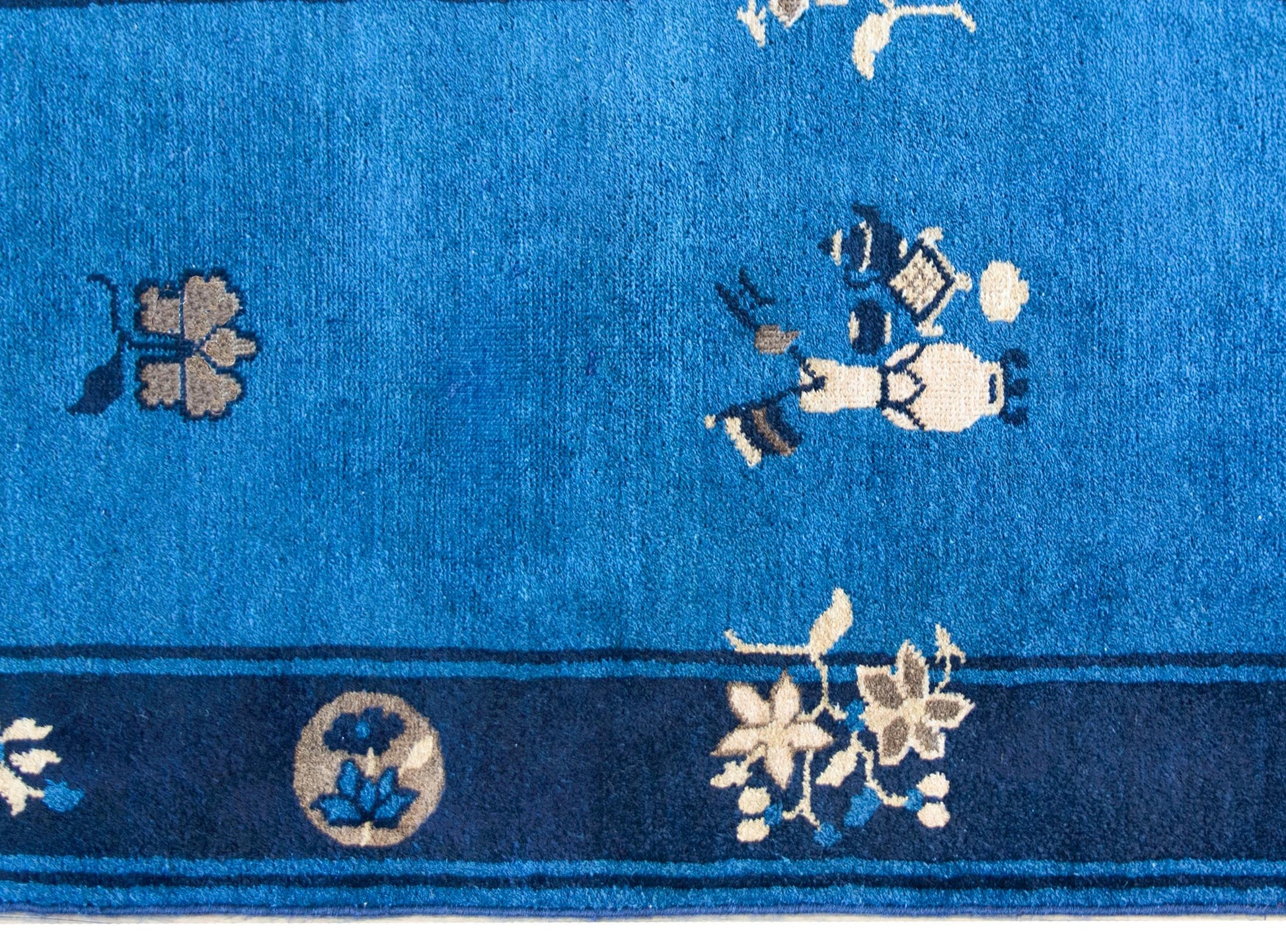 Early 20th Century Chinese Peking Rug For Sale