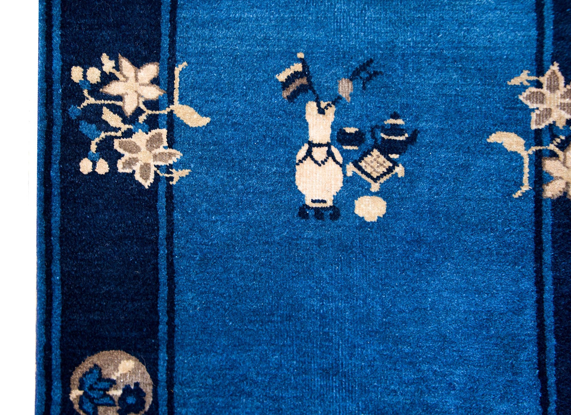 Early 20th Century Chinese Peking Rug For Sale