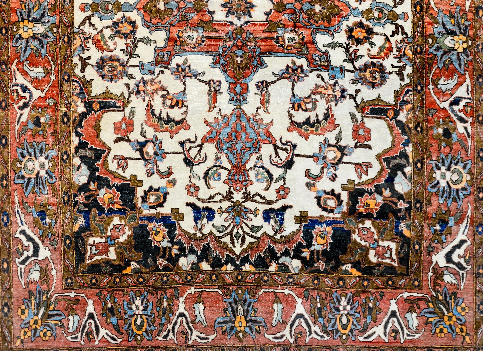 Exquisite Early 20th Century Malayer Rug For Sale