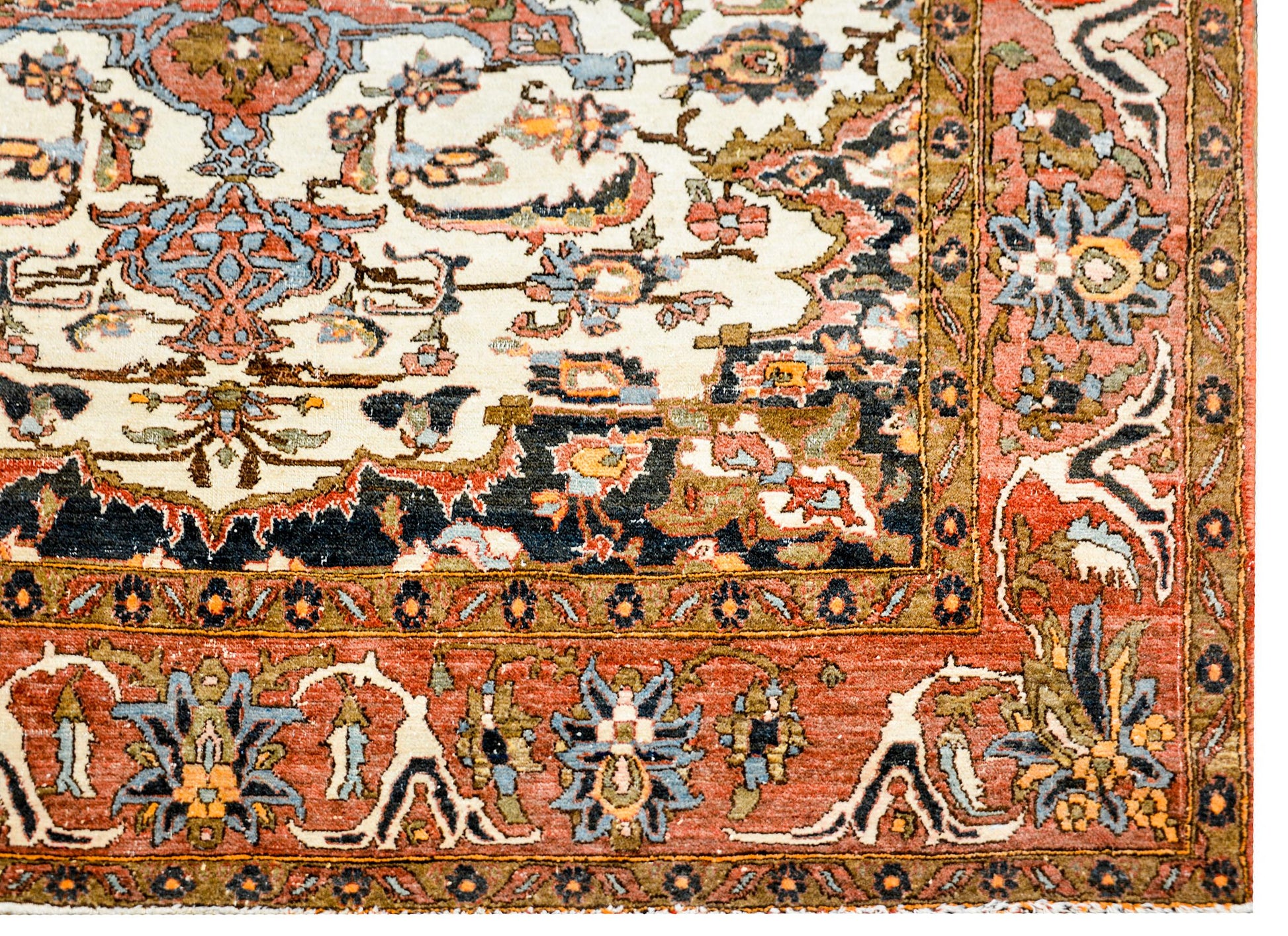 Exquisite Early 20th Century Malayer Rug For Sale