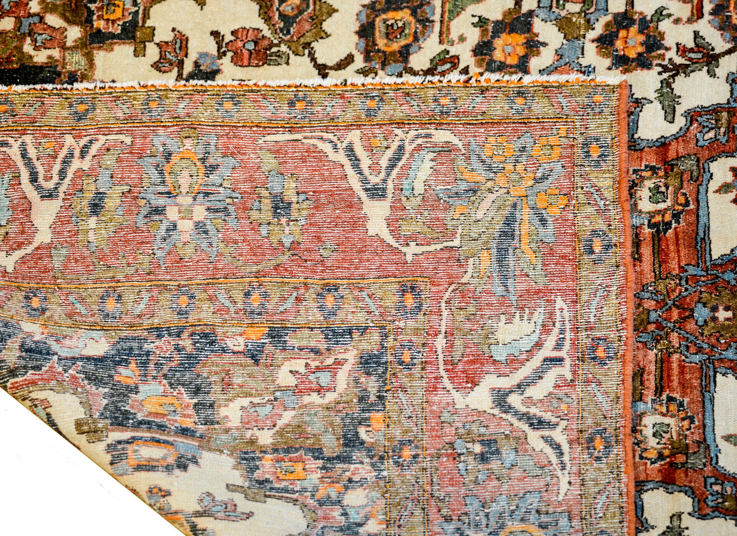 Exquisite Early 20th Century Malayer Rug For Sale