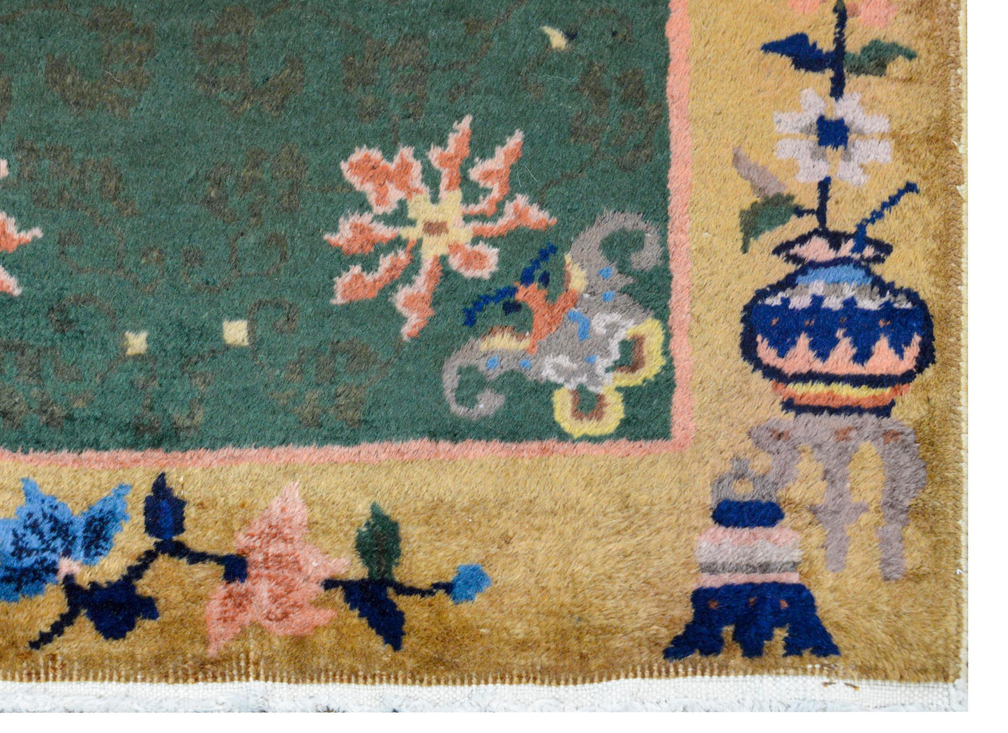 Sweet Chinese Art Deco Rug For Sale