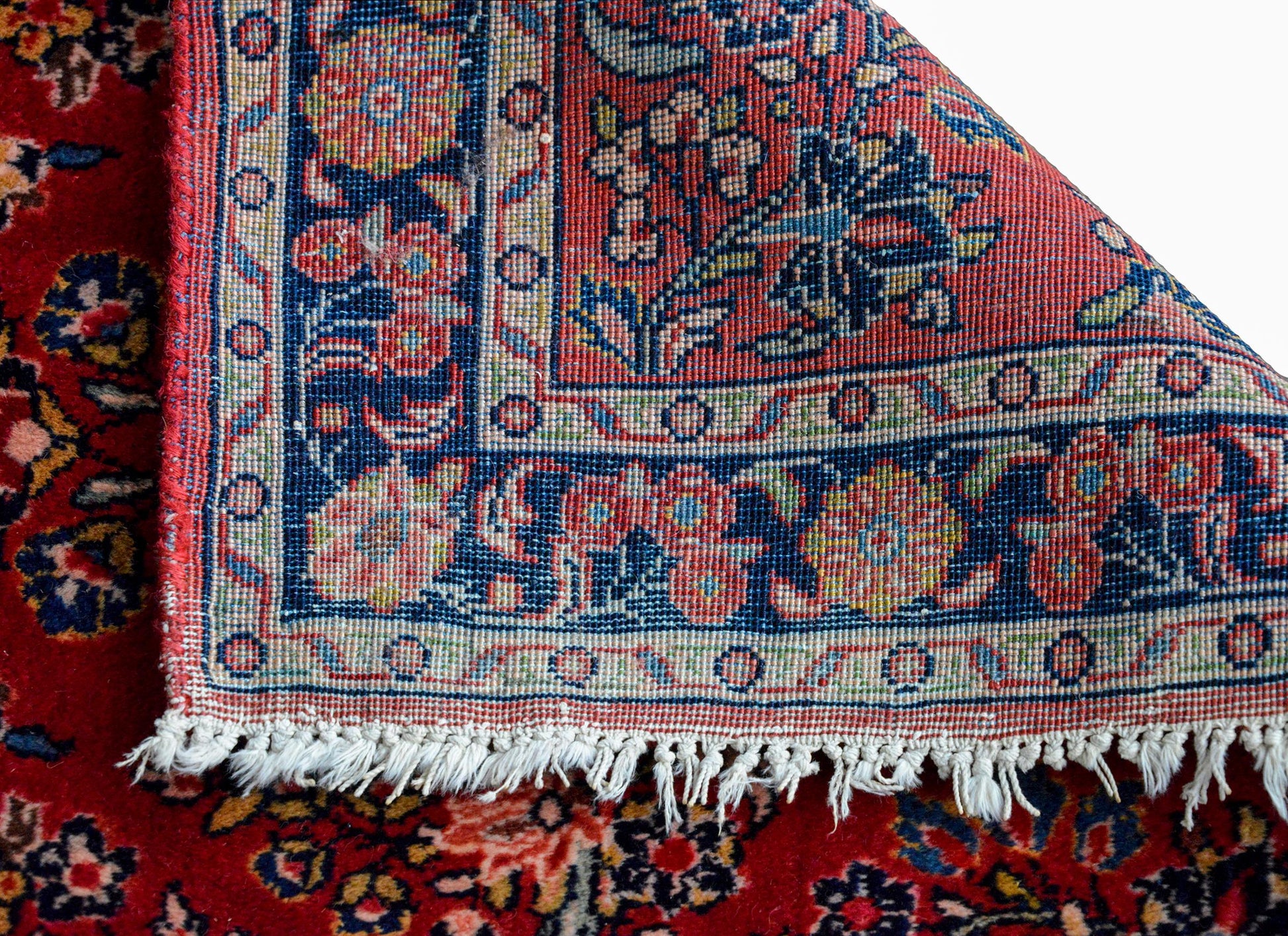 Early 20th Century Sarouk Runner For Sale