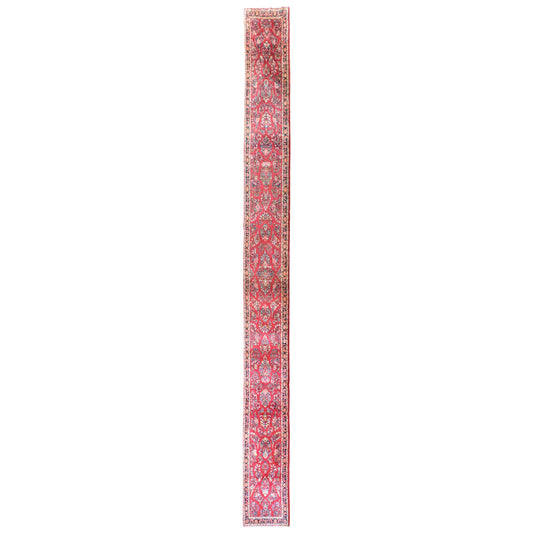 Early 20th Century Sarouk Runner For Sale