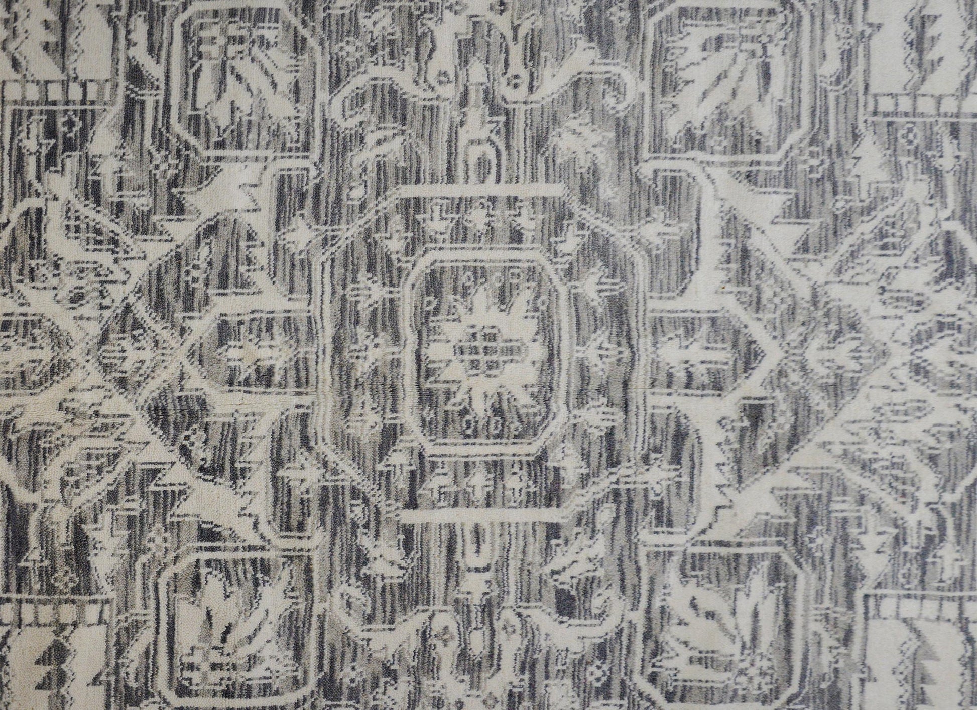 Gorgeous Contemporary Indian Serpai Rug For Sale
