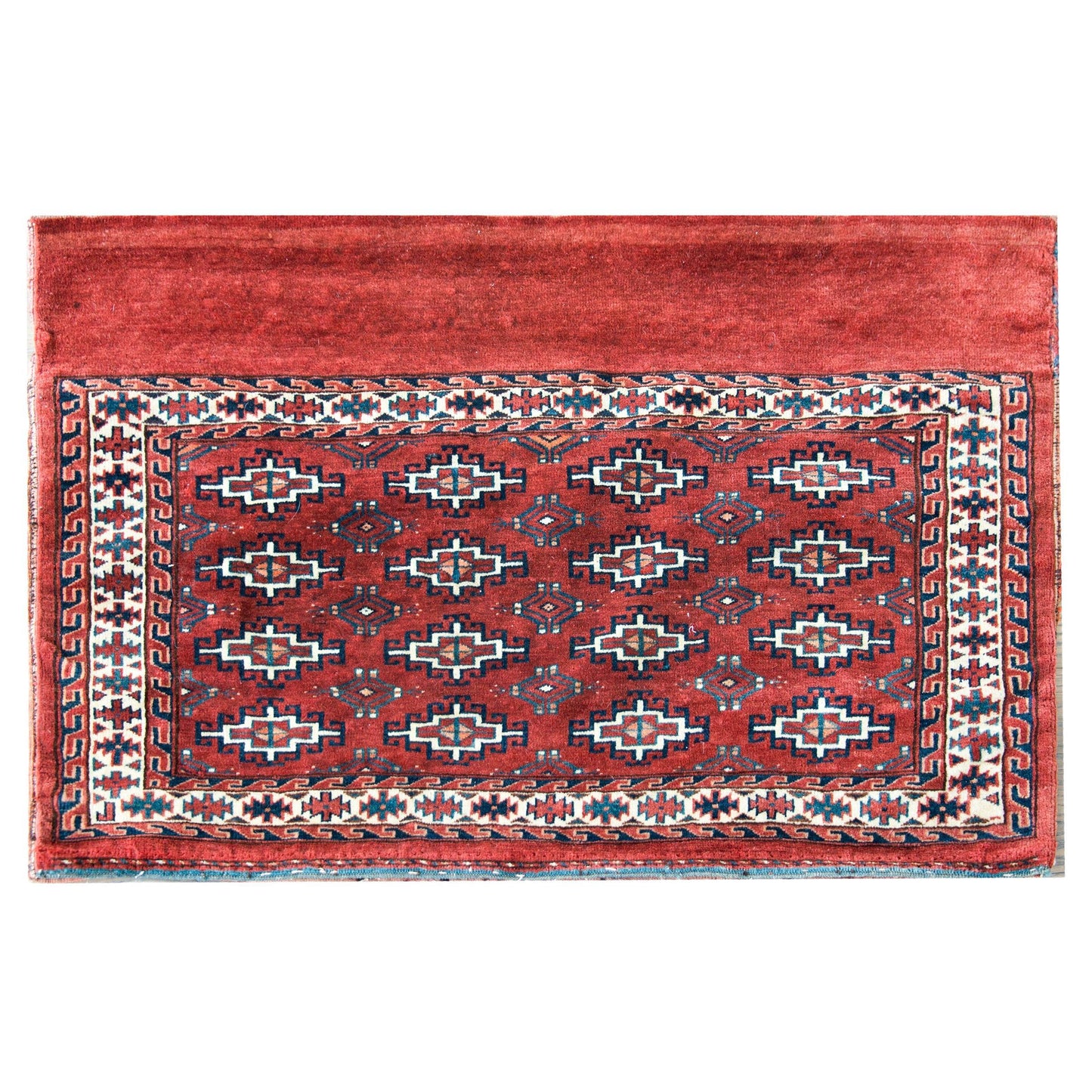 Early 20th Century Turkman Bag Face Rug For Sale