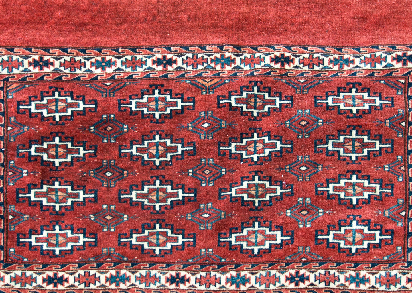 Early 20th Century Turkman Bag Face Rug For Sale