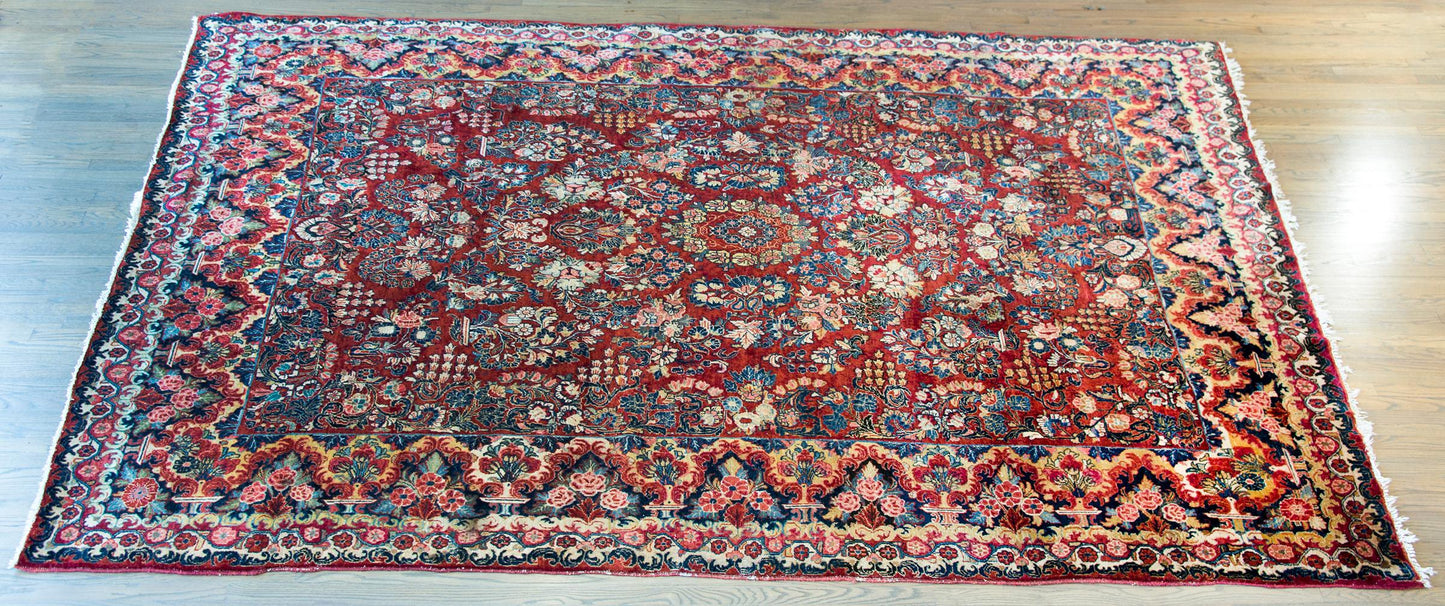 Early 20th Century Persian Sarouk Rug For Sale