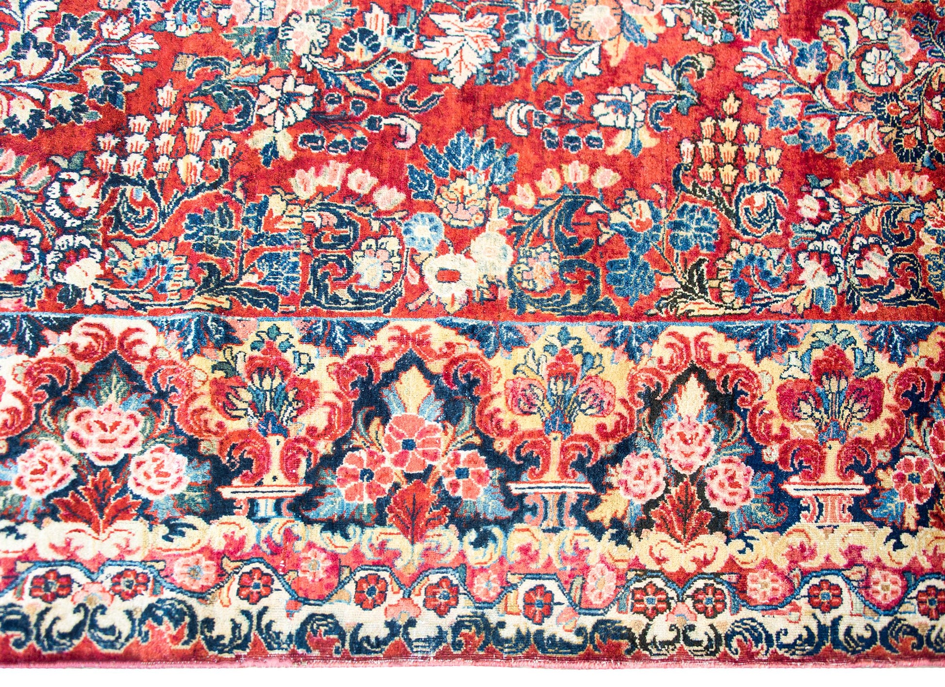Early 20th Century Persian Sarouk Rug For Sale
