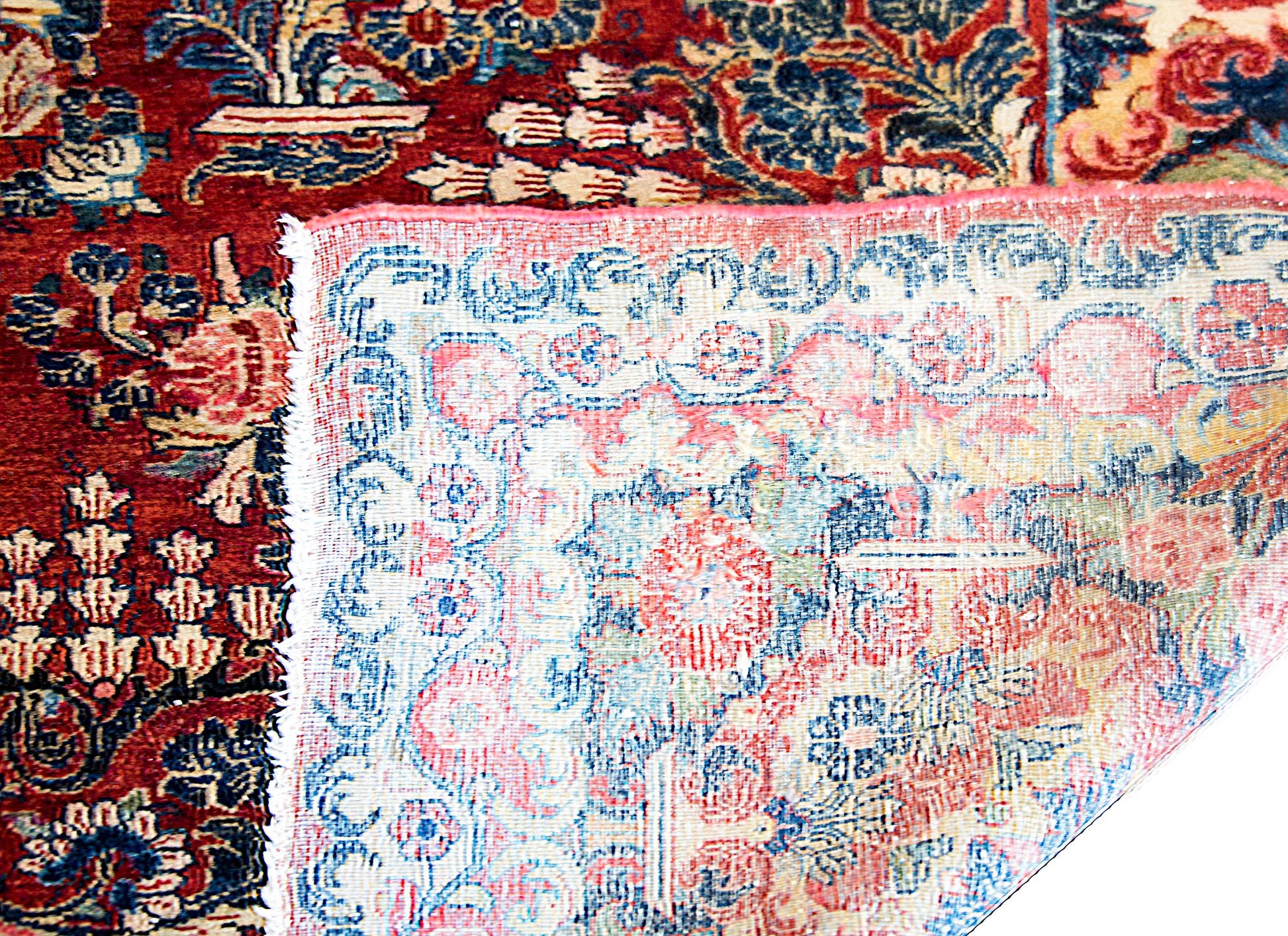Early 20th Century Persian Sarouk Rug For Sale