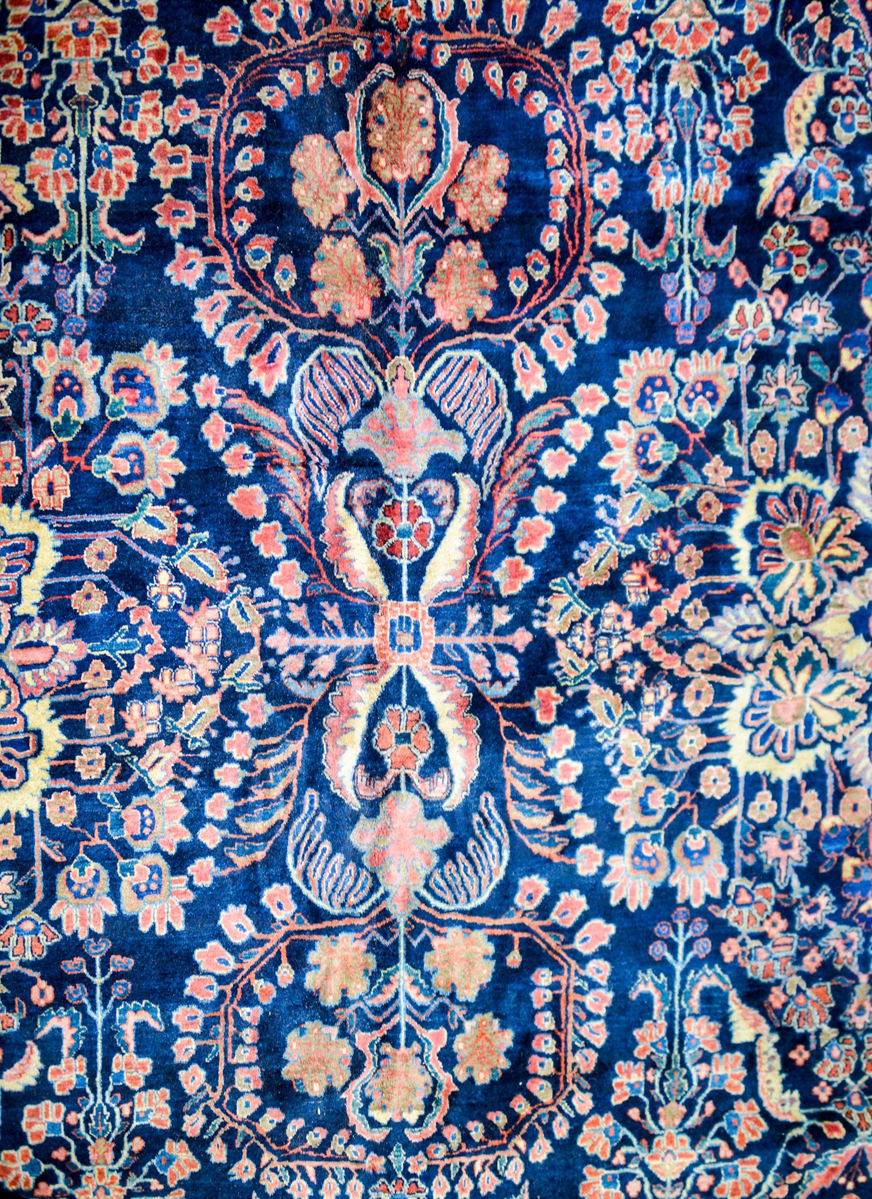 Extraordinary Early 20th Century Sarouk Rug For Sale