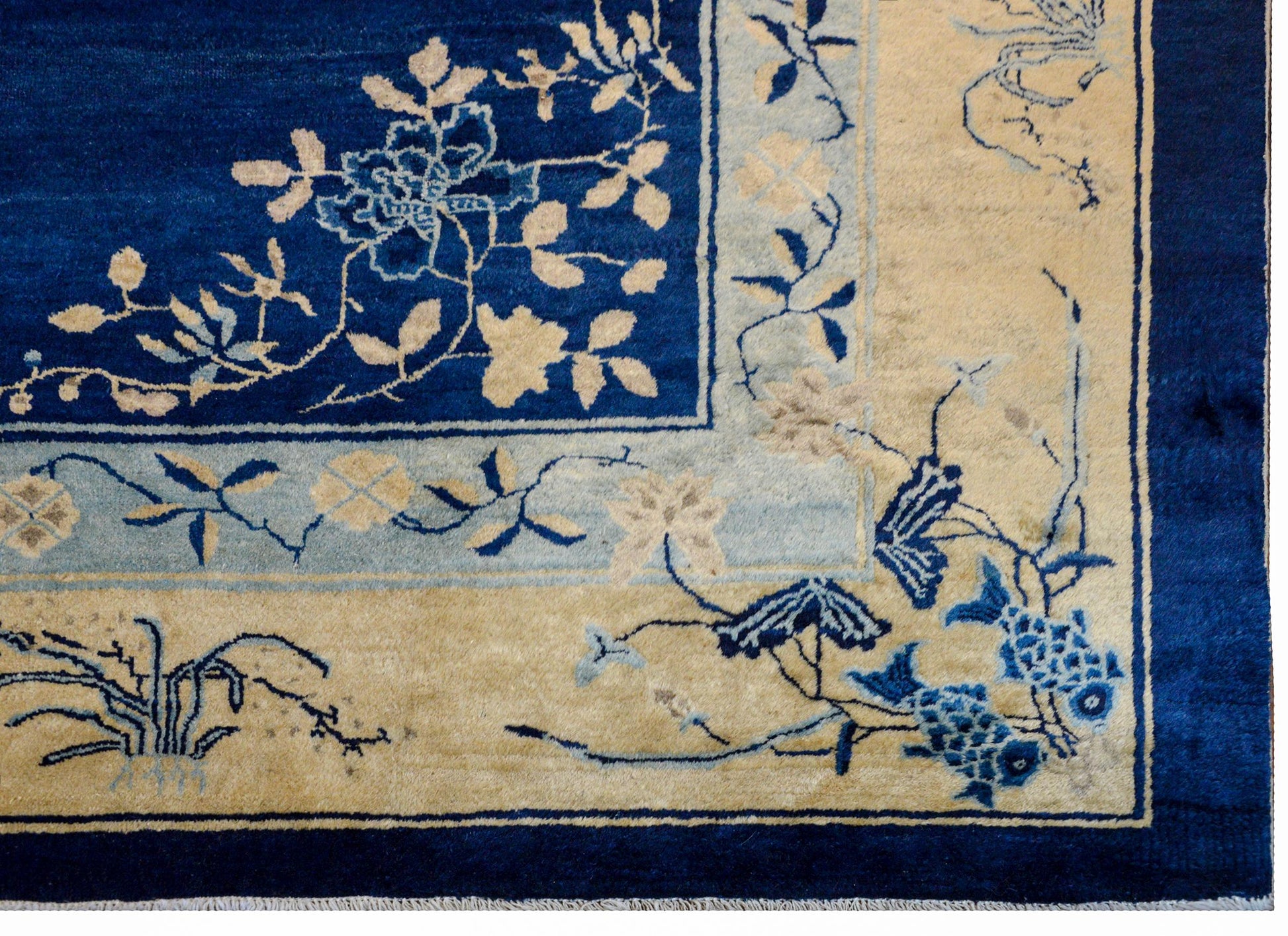 Amazing Early 20th Century Peking Rug For Sale