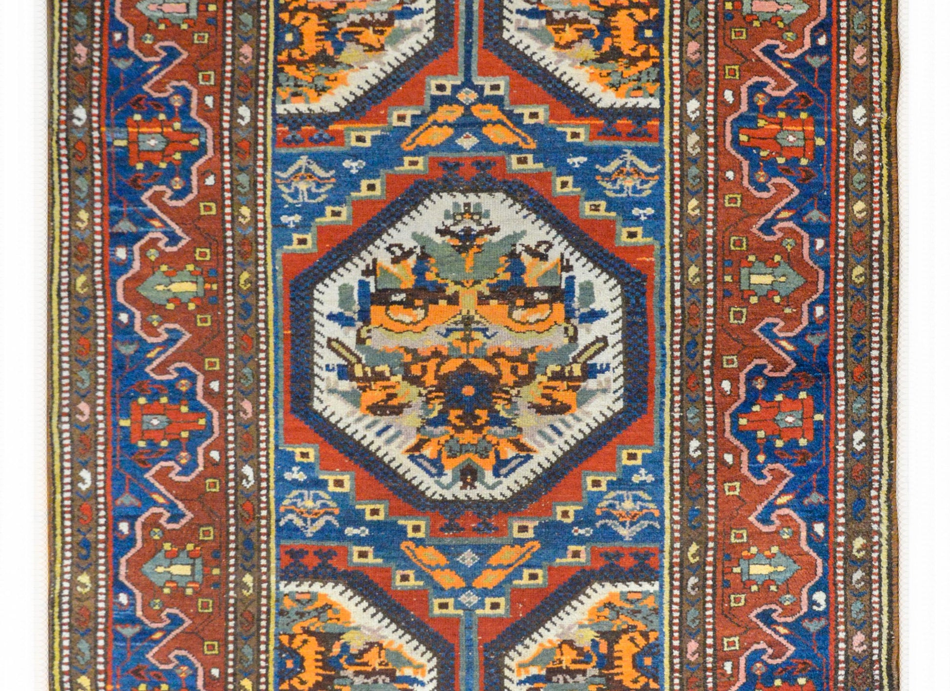 Early 20th Century Bakhtiari Rug For Sale
