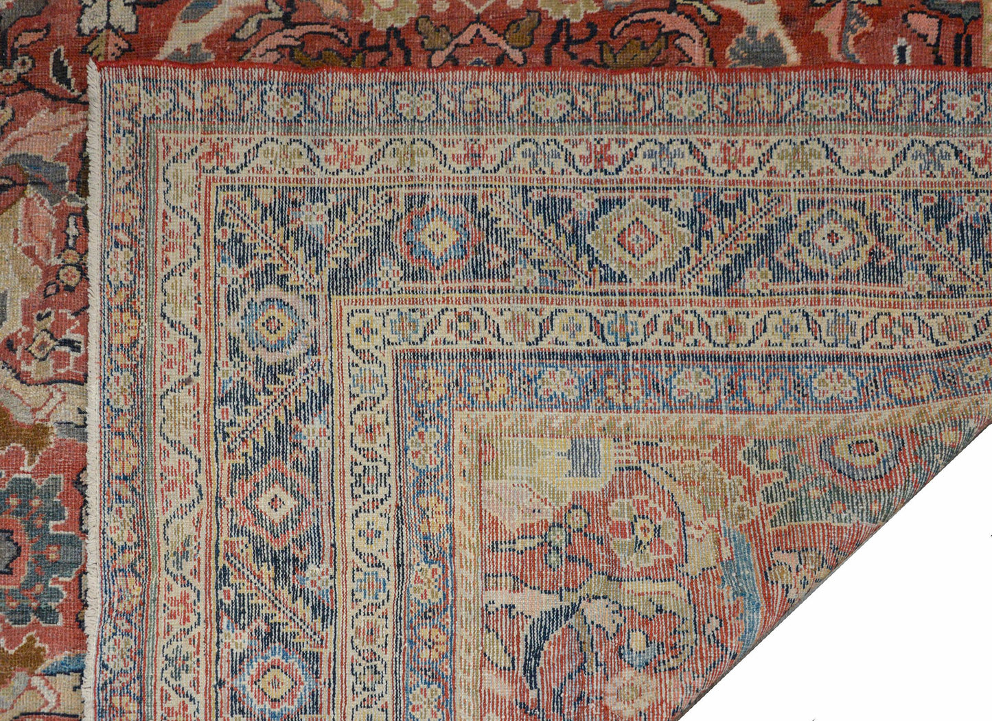 Bold Early 20th Century Mahal Rug For Sale