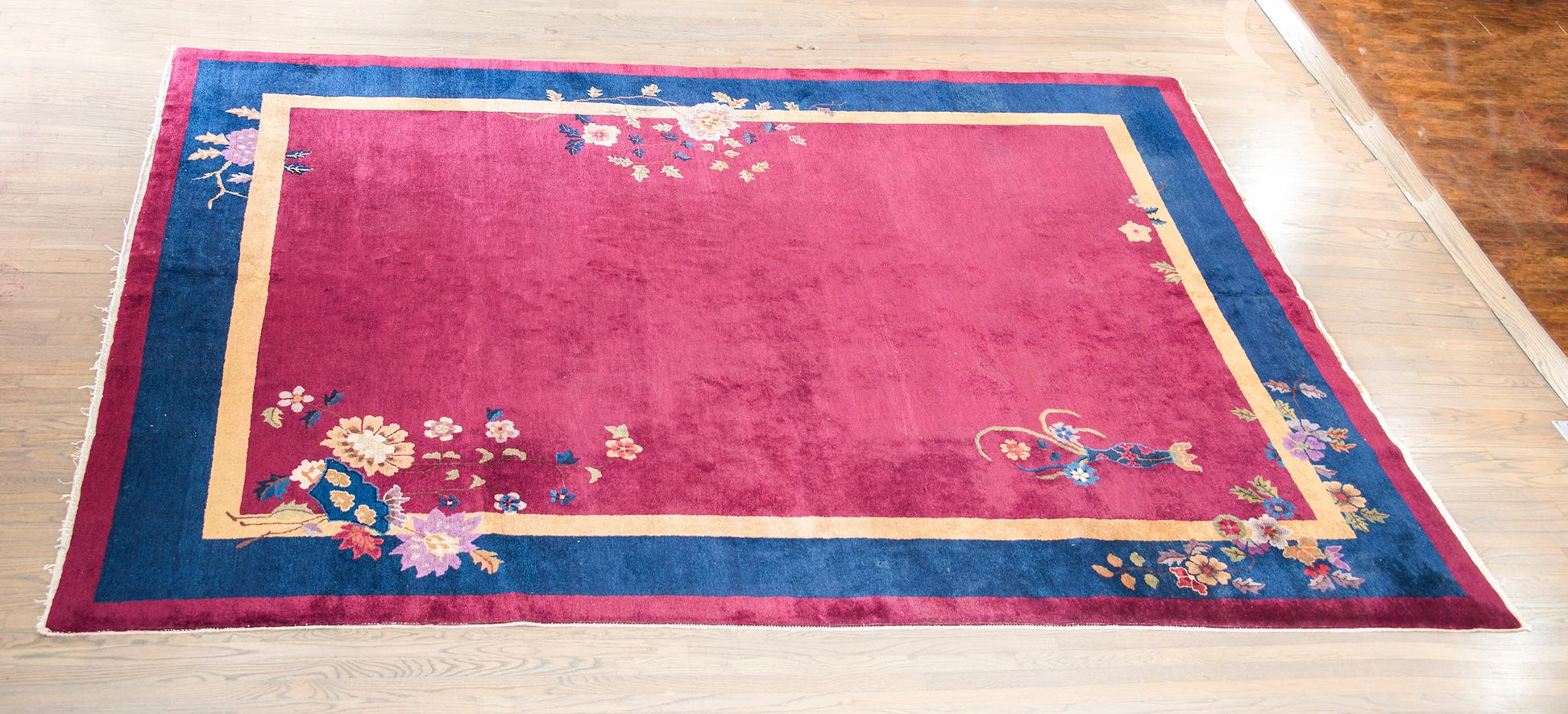 Early 20th Century Chinese Art Deco Rug For Sale