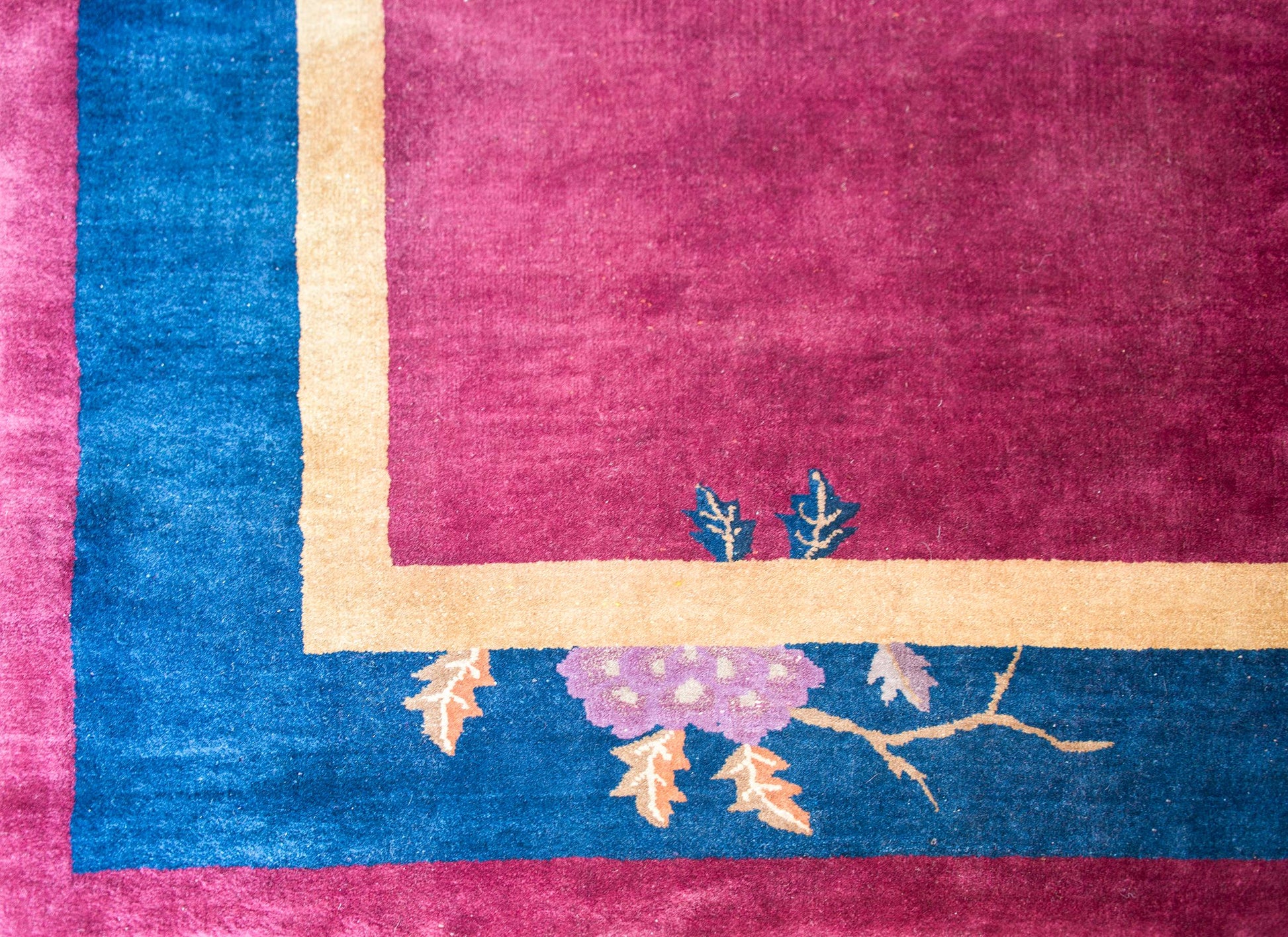 Early 20th Century Chinese Art Deco Rug For Sale