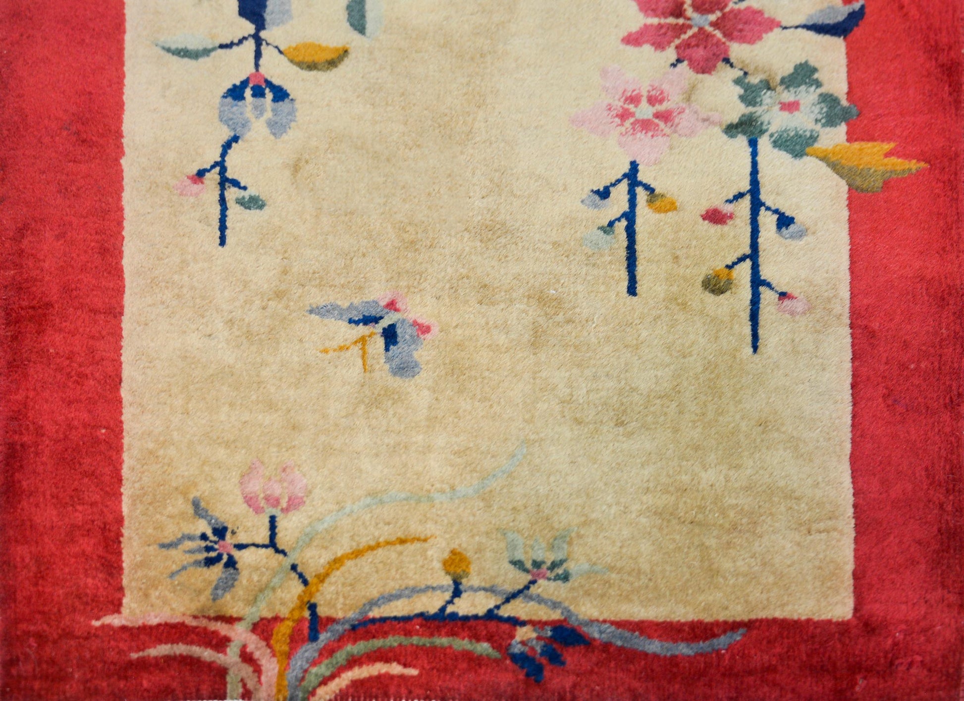 Early 20th Century Chinese Art Deco Rug For Sale
