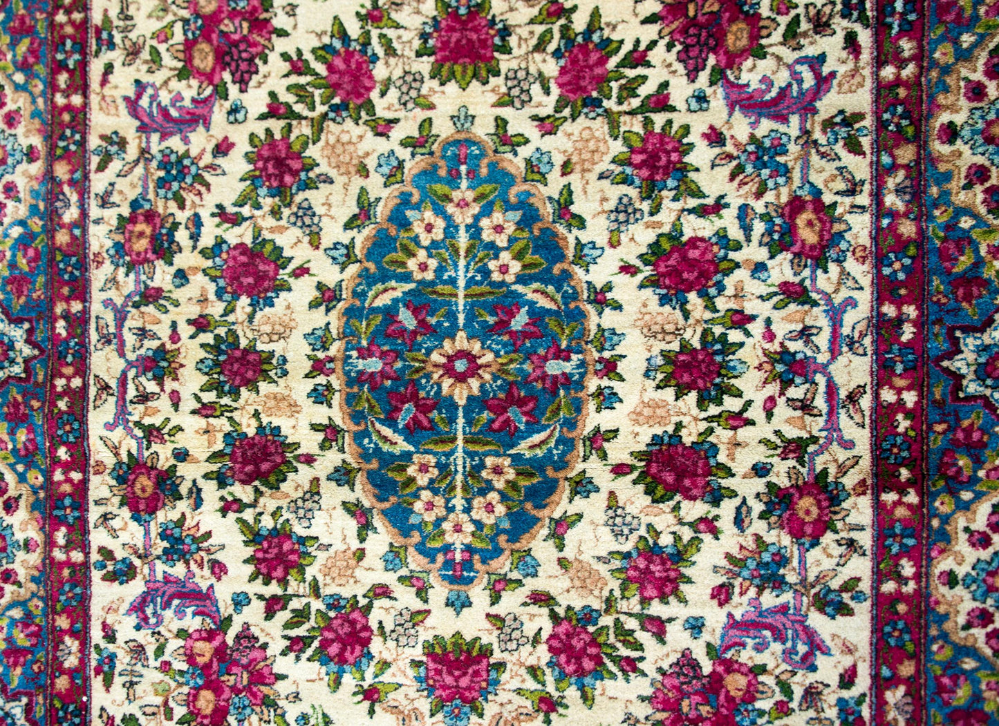 Early 20th Century Persian Kirman Rug For Sale