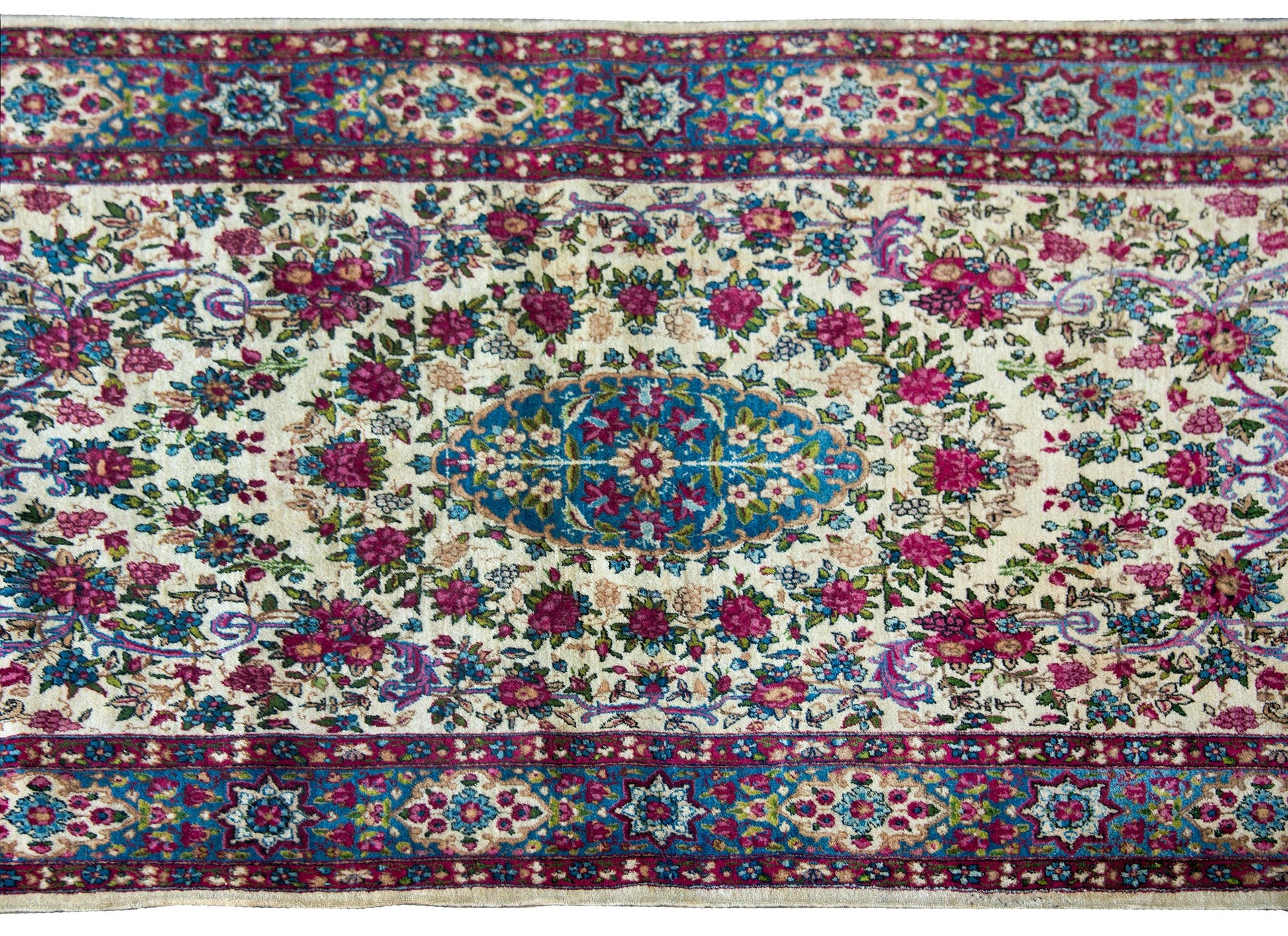 Early 20th Century Persian Kirman Rug For Sale