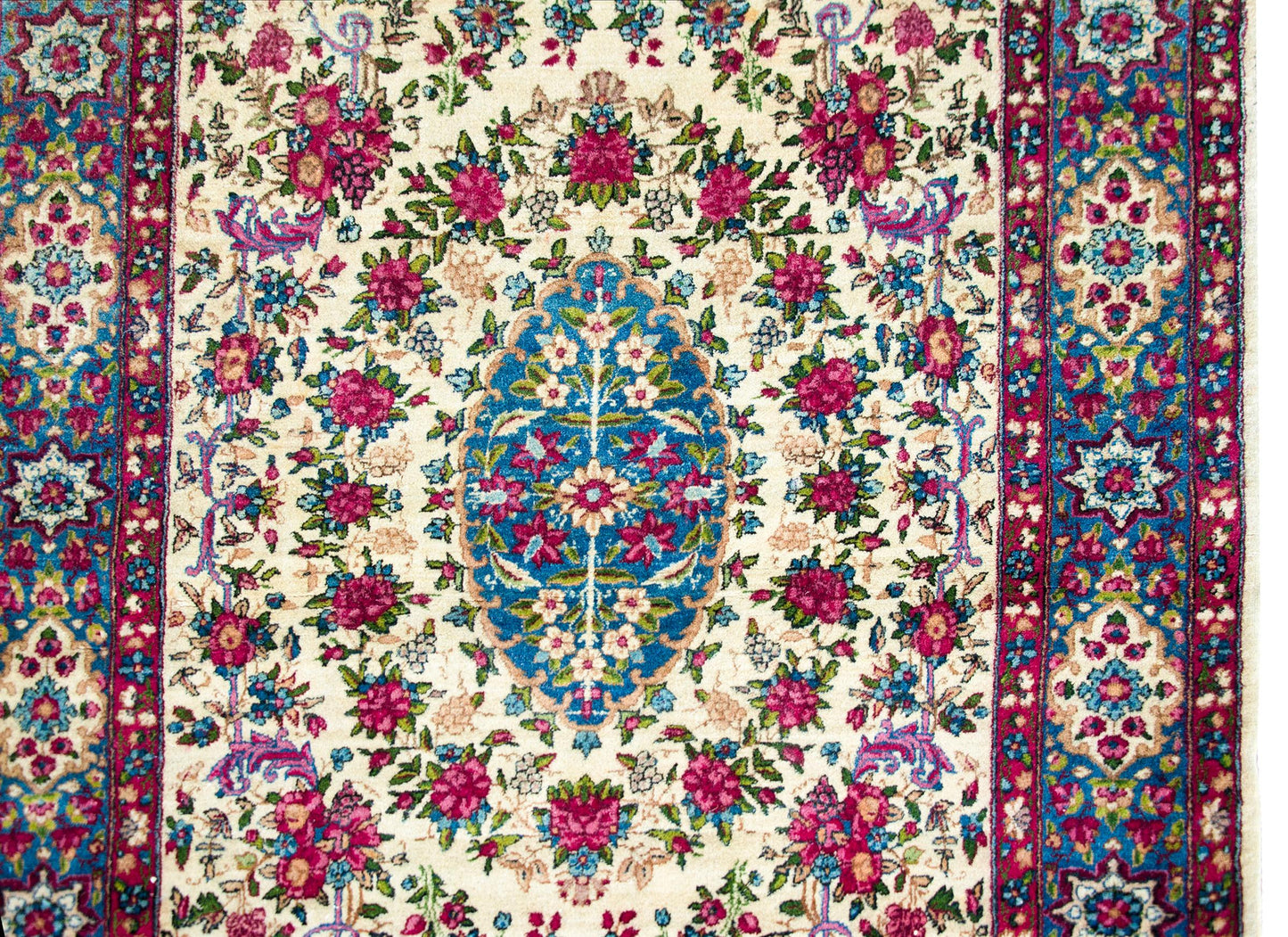 Early 20th Century Persian Kirman Rug For Sale
