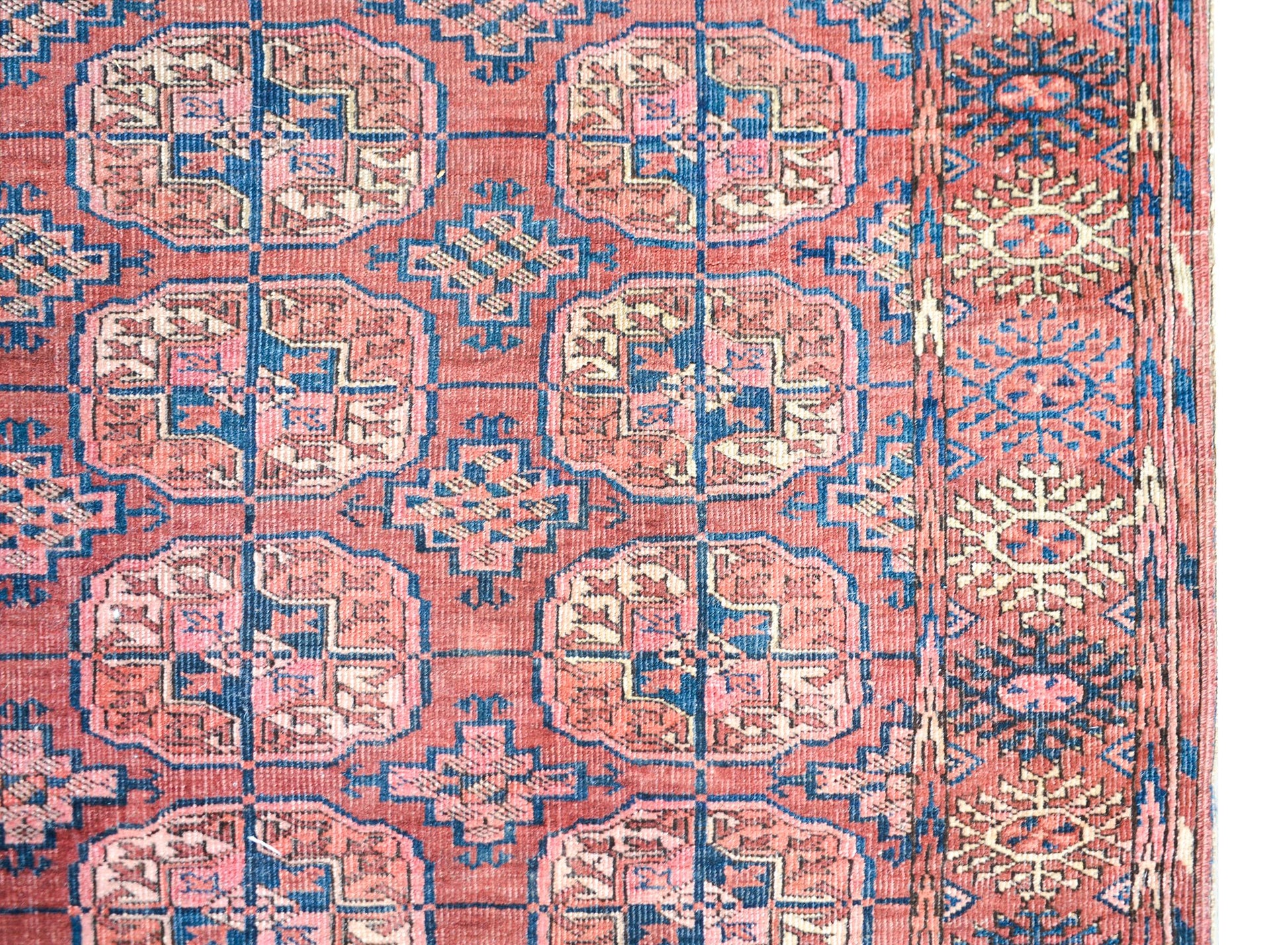 Early 20th Century Turkmen Tekke Rug For Sale