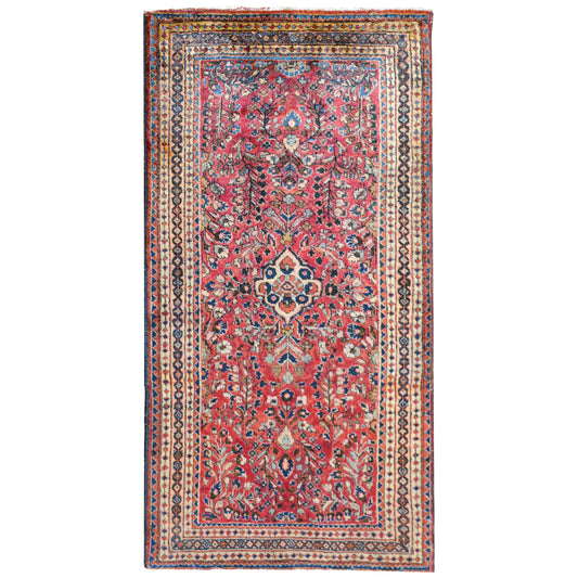 Early 20th Century Sarouk Rug For Sale