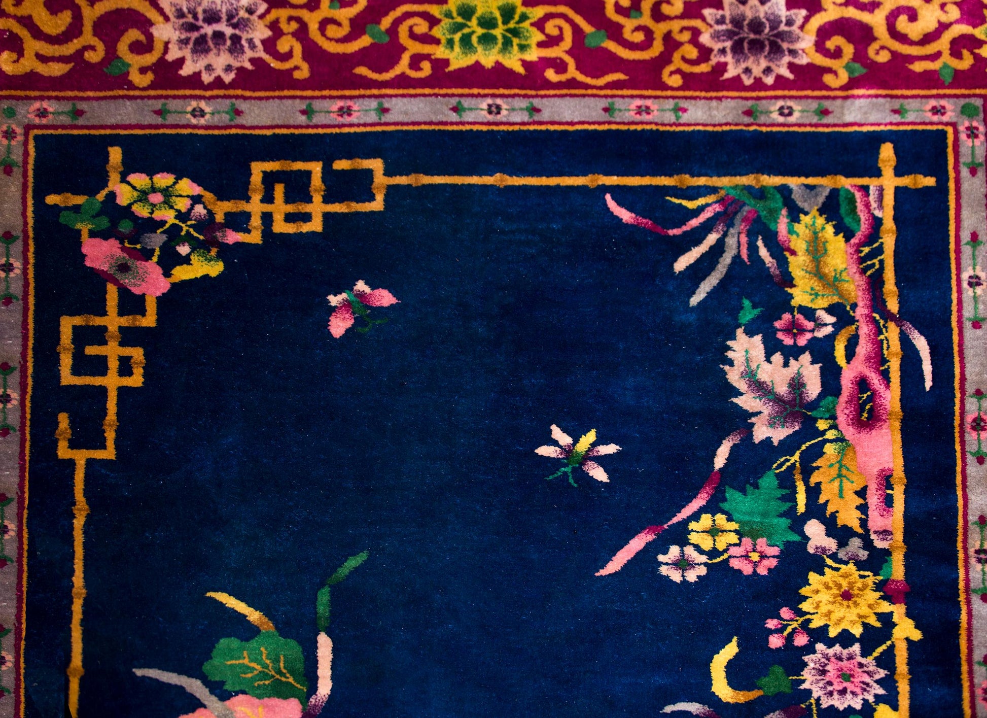 Early 20th Century Chinese Art Deco Rug For Sale