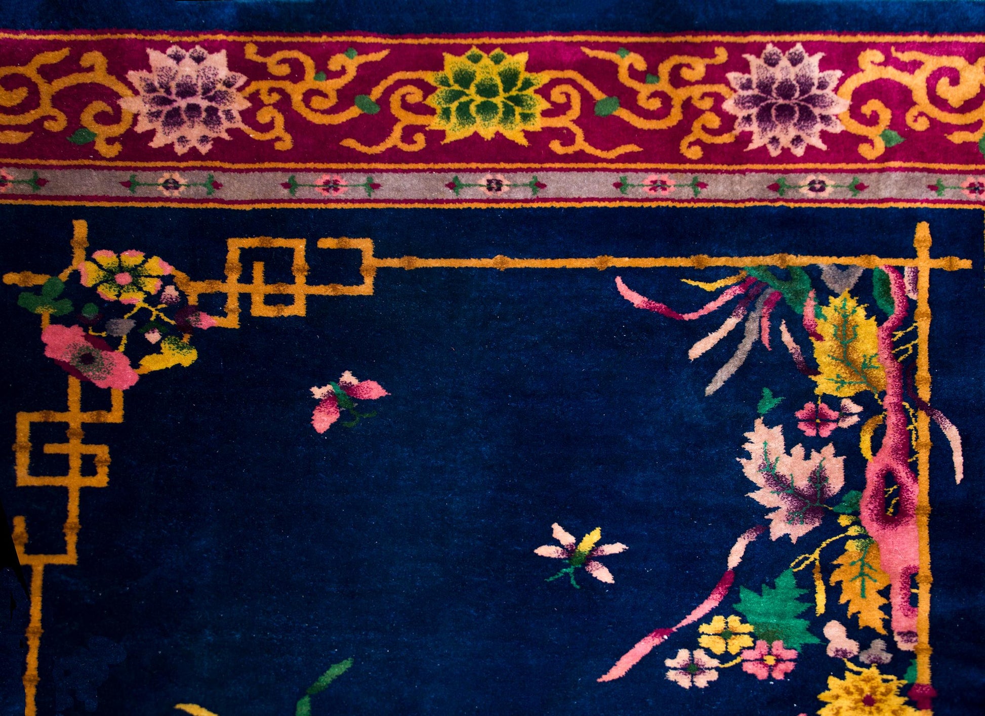 Early 20th Century Chinese Art Deco Rug For Sale