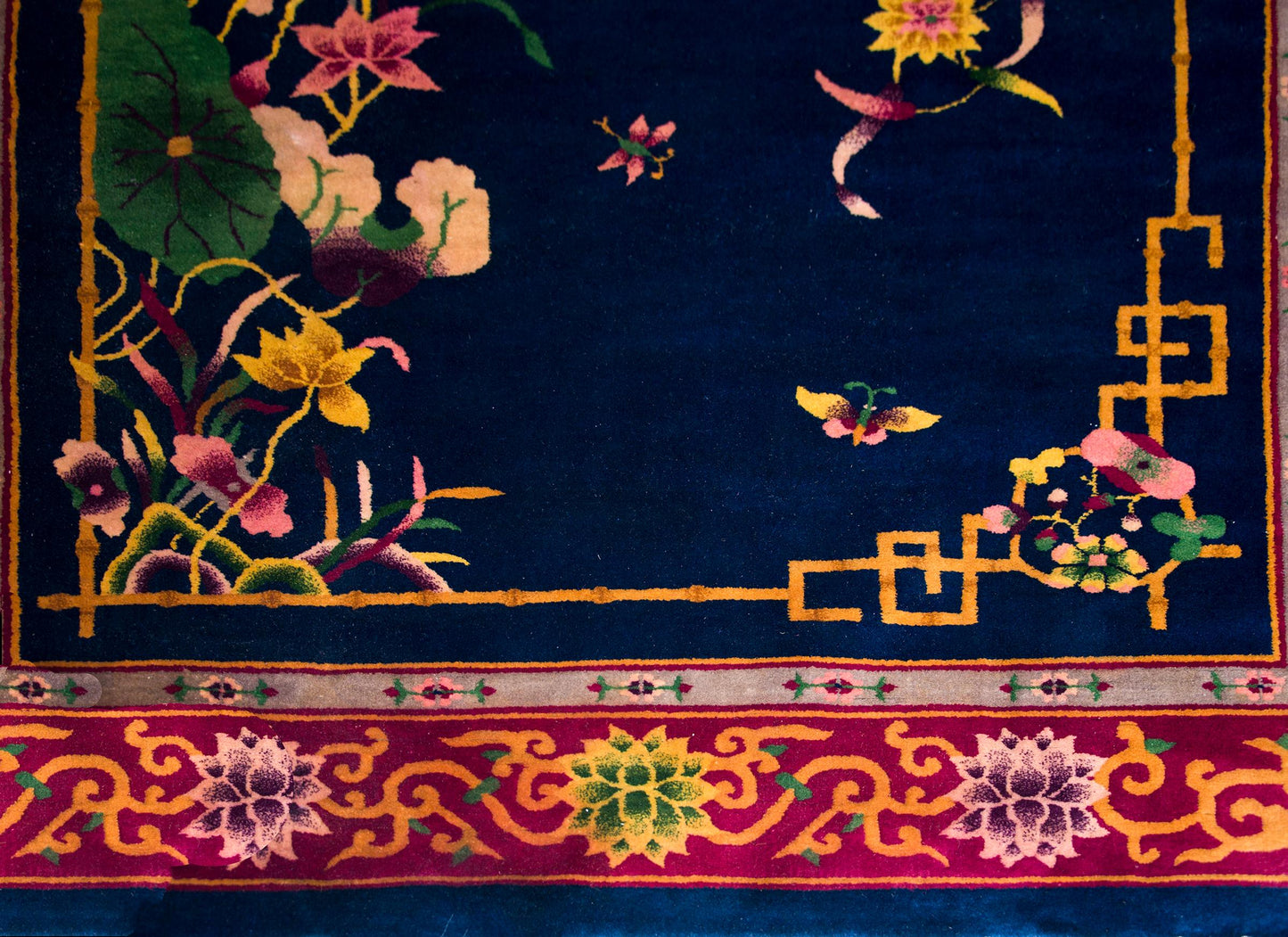 Early 20th Century Chinese Art Deco Rug For Sale