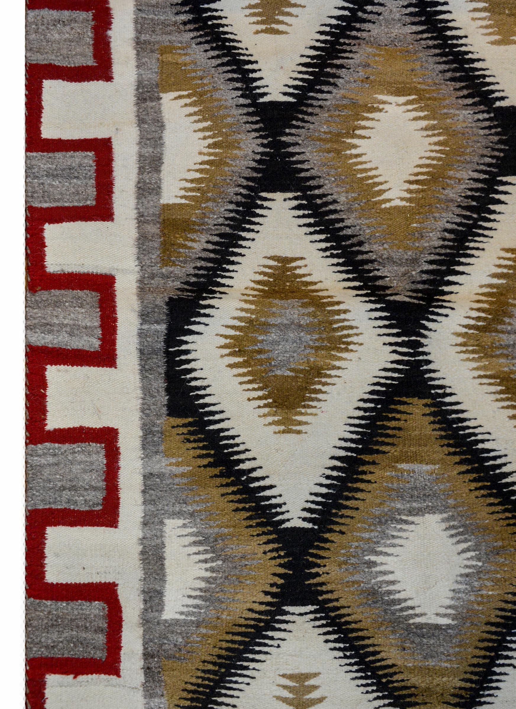 Bold Mid-20th Century Navajo Rug For Sale