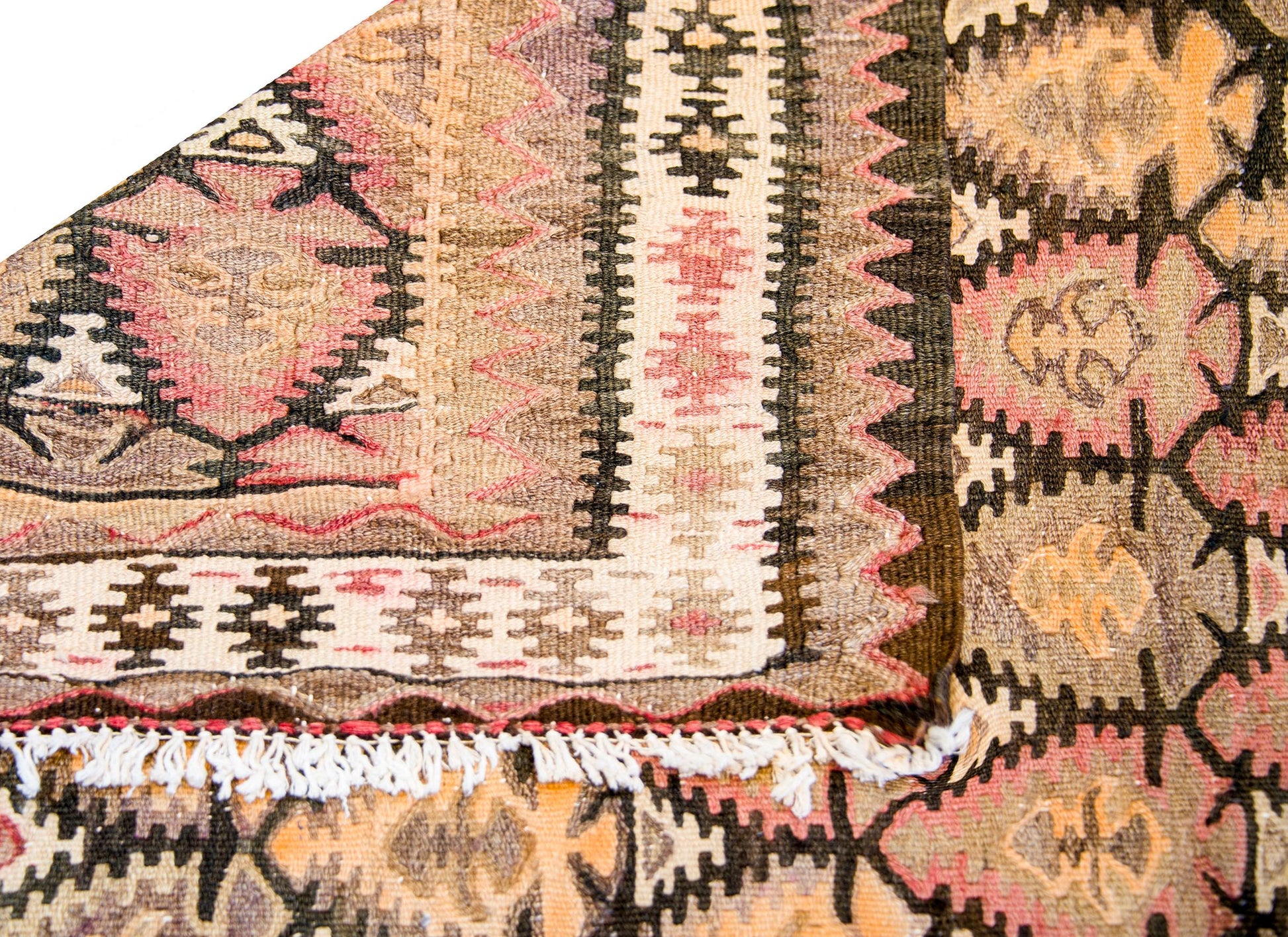 Beautiful Mid-20th Century Qazvin Kilim Rug For Sale