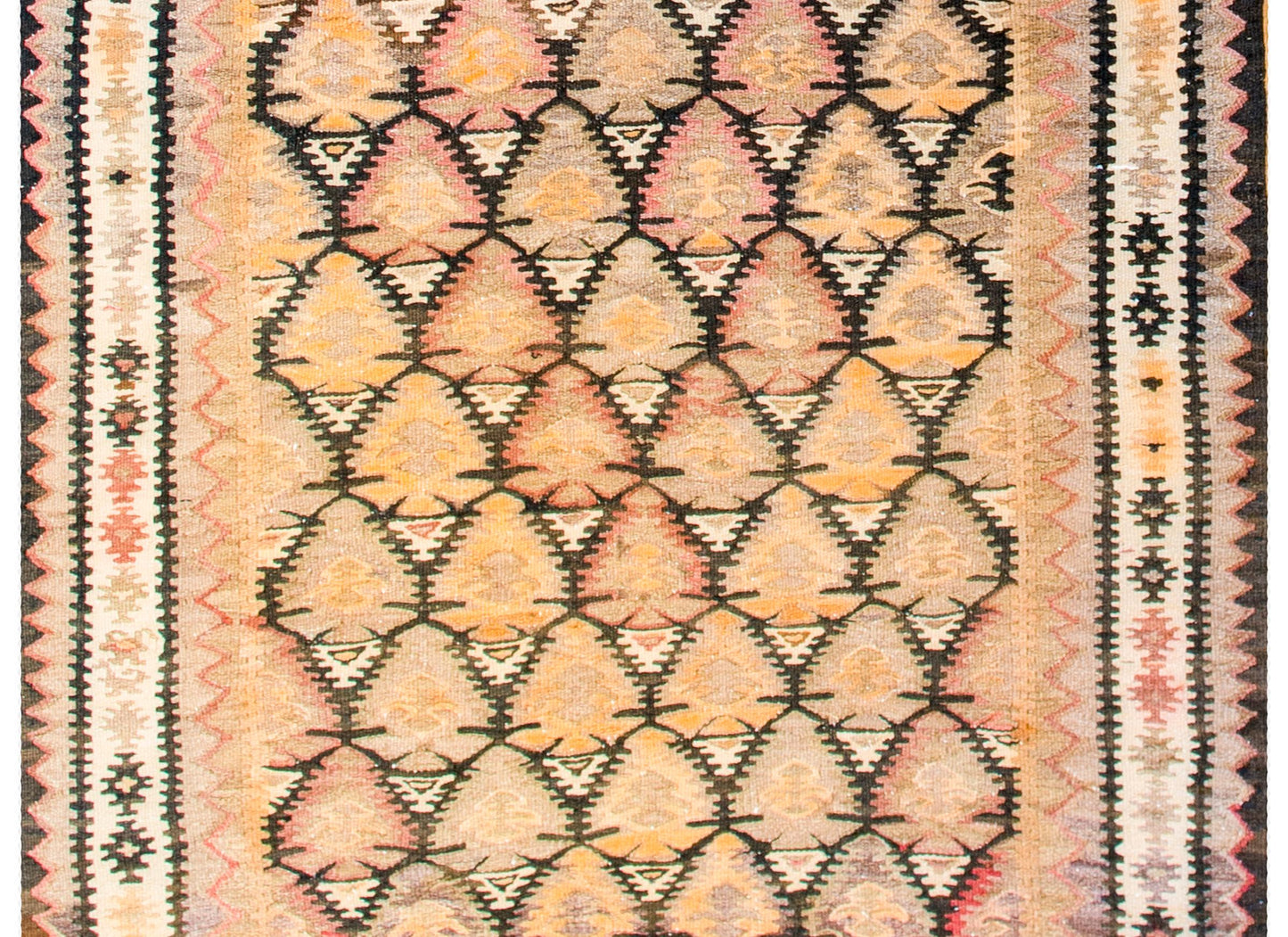 Beautiful Mid-20th Century Qazvin Kilim Rug For Sale