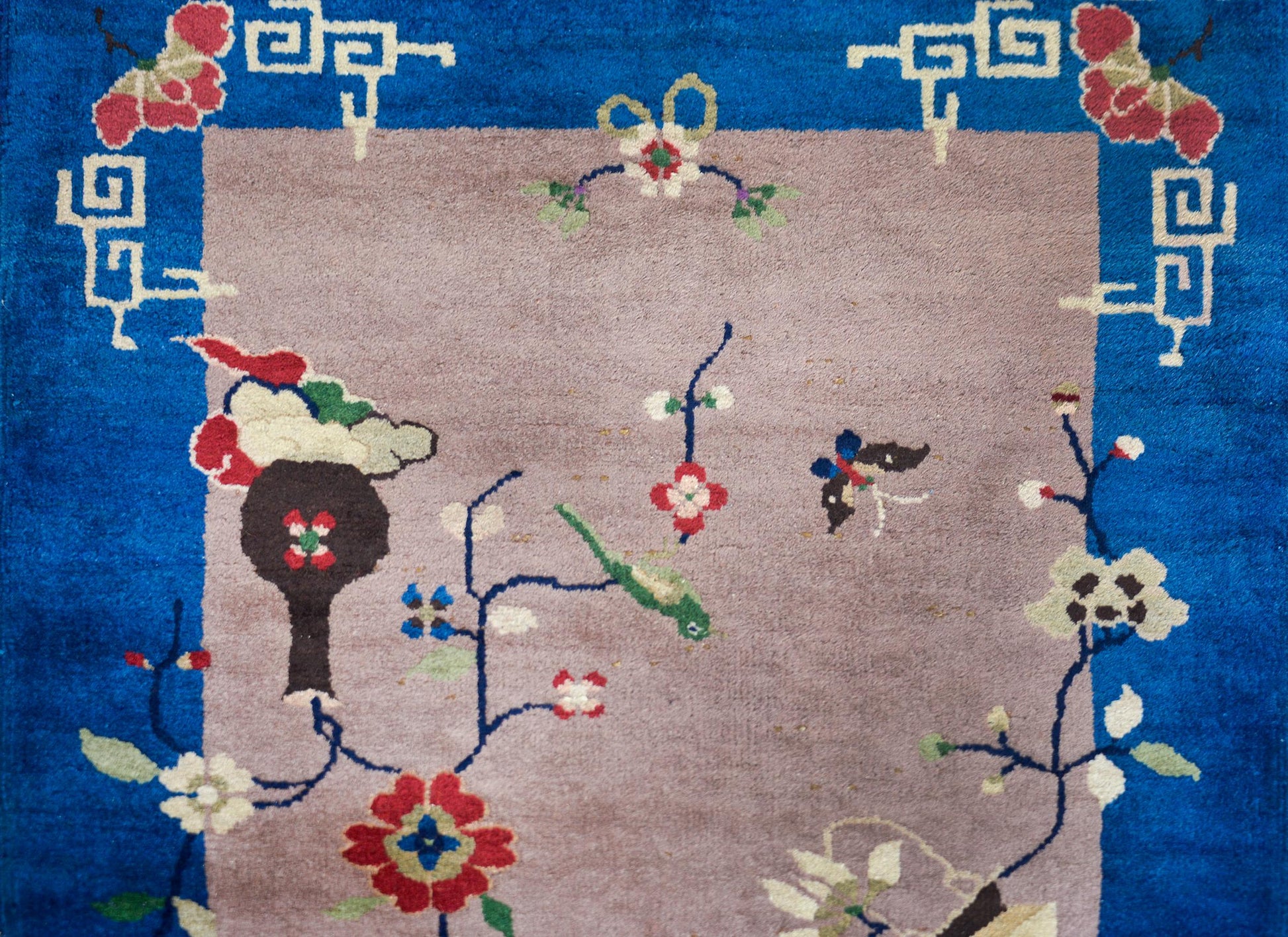 Early 20th Century Chinese Art Deco Rug For Sale