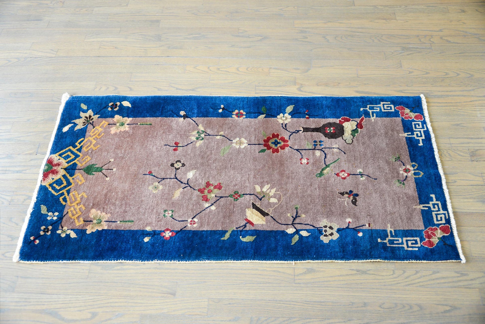 Early 20th Century Chinese Art Deco Rug For Sale
