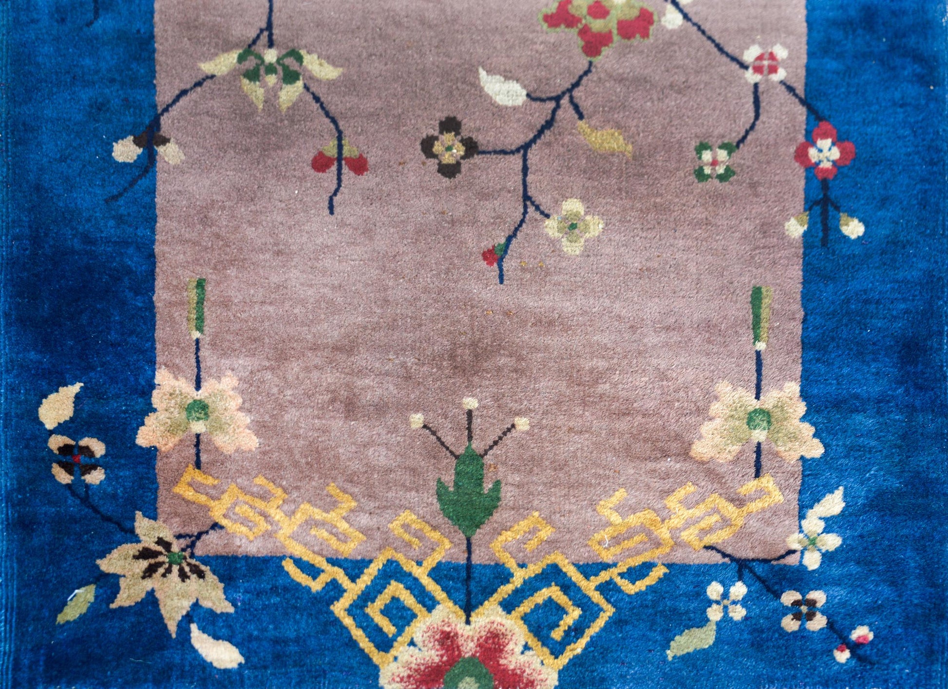 Early 20th Century Chinese Art Deco Rug For Sale