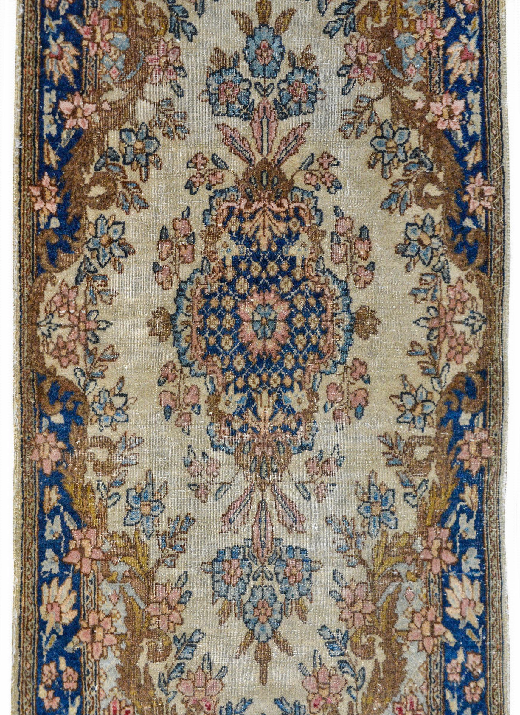 Wonderful Early 20th Century Kirman Rug For Sale