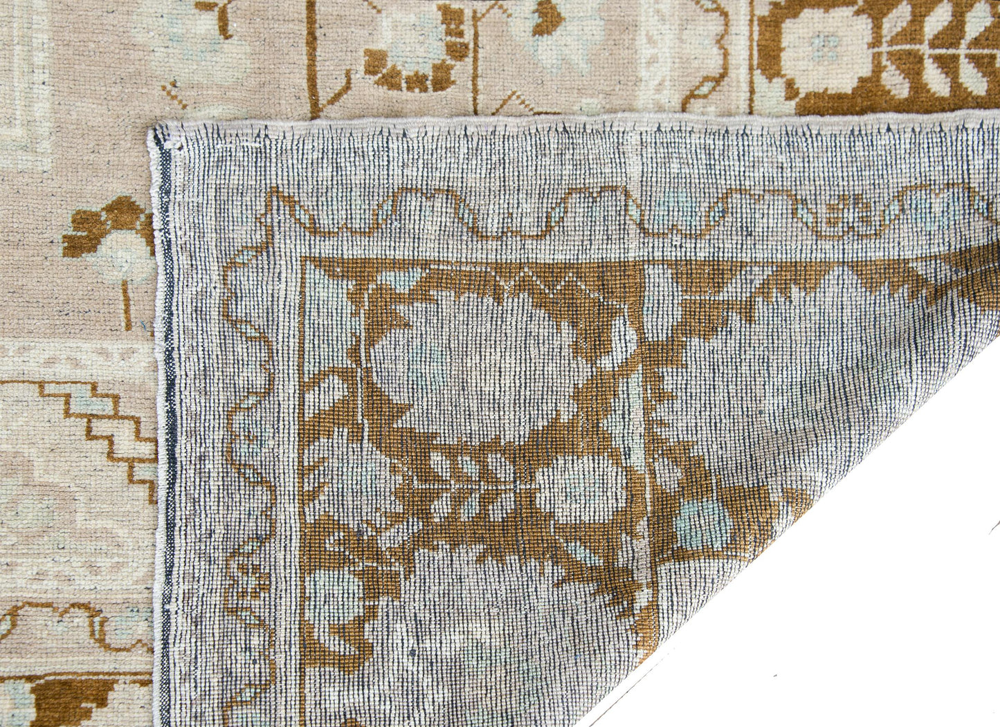 Early 20th Century Turkish Oushak Rug For Sale