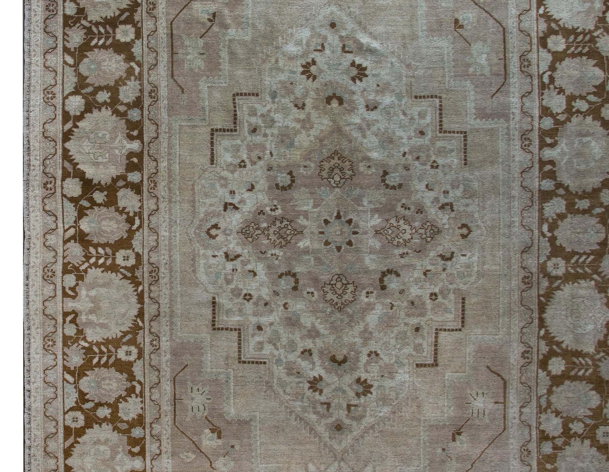 Early 20th Century Turkish Oushak Rug For Sale