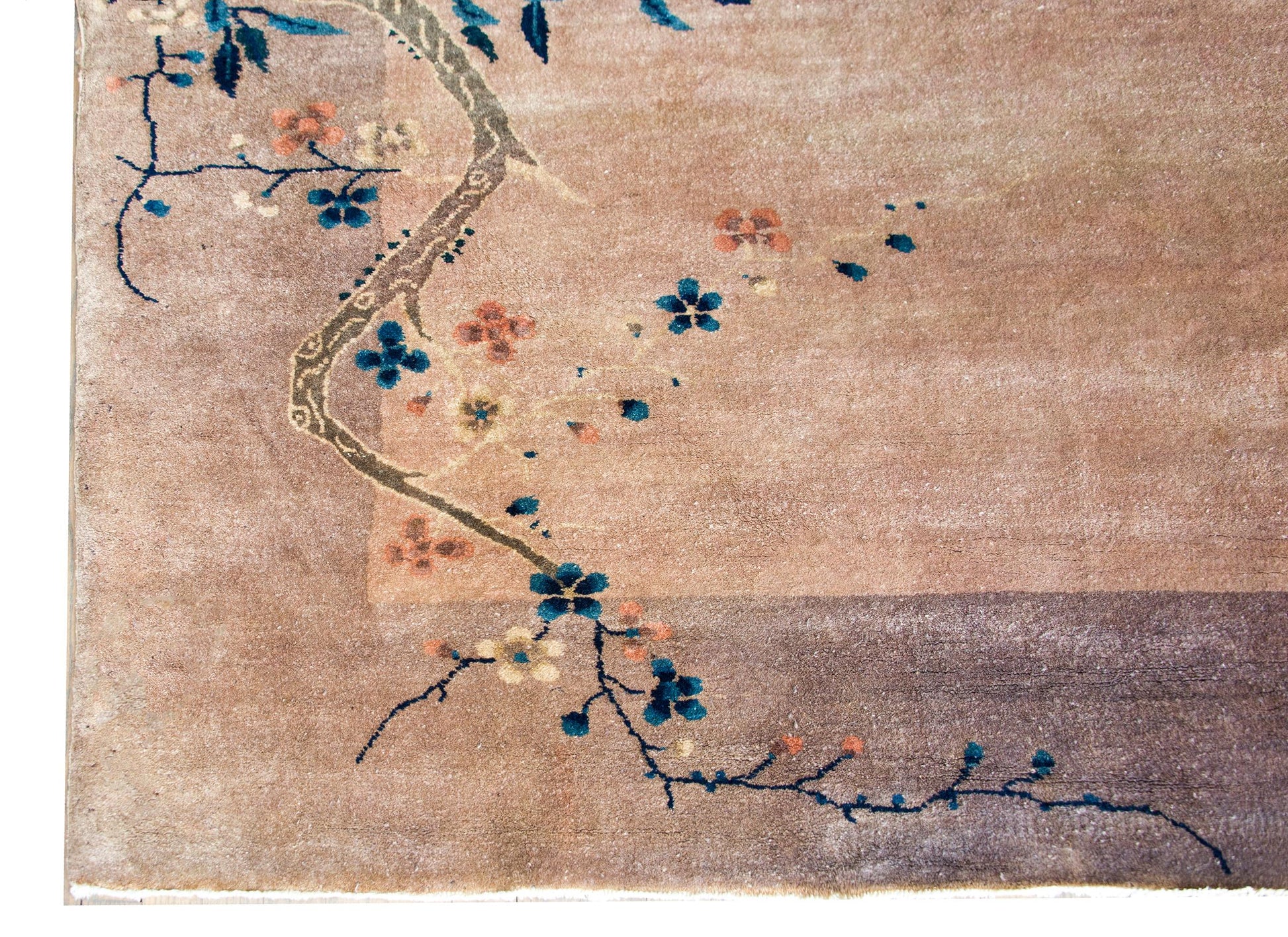 Early 20th Century Chinese Art Deco Rug For Sale