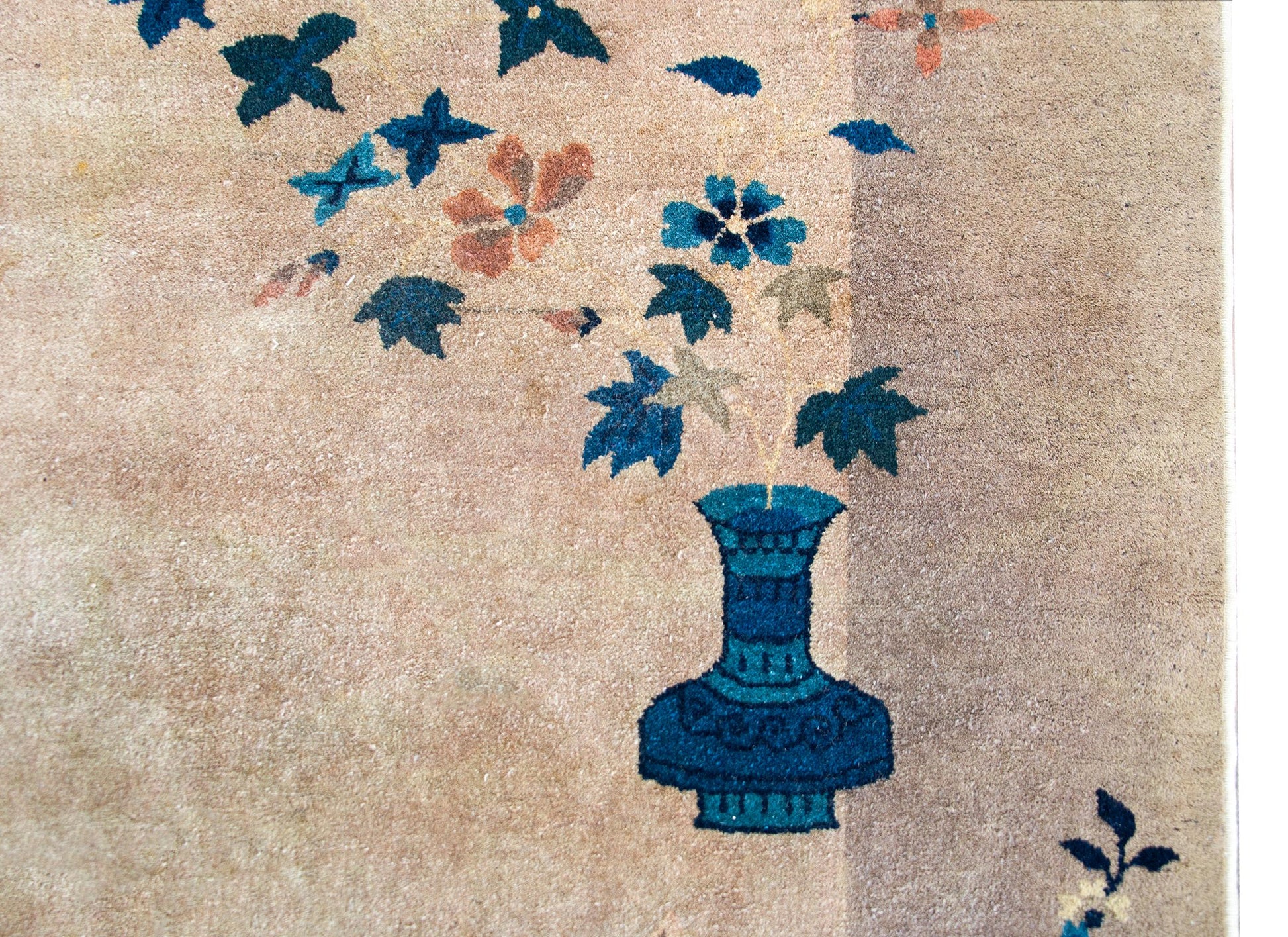 Early 20th Century Chinese Art Deco Rug For Sale