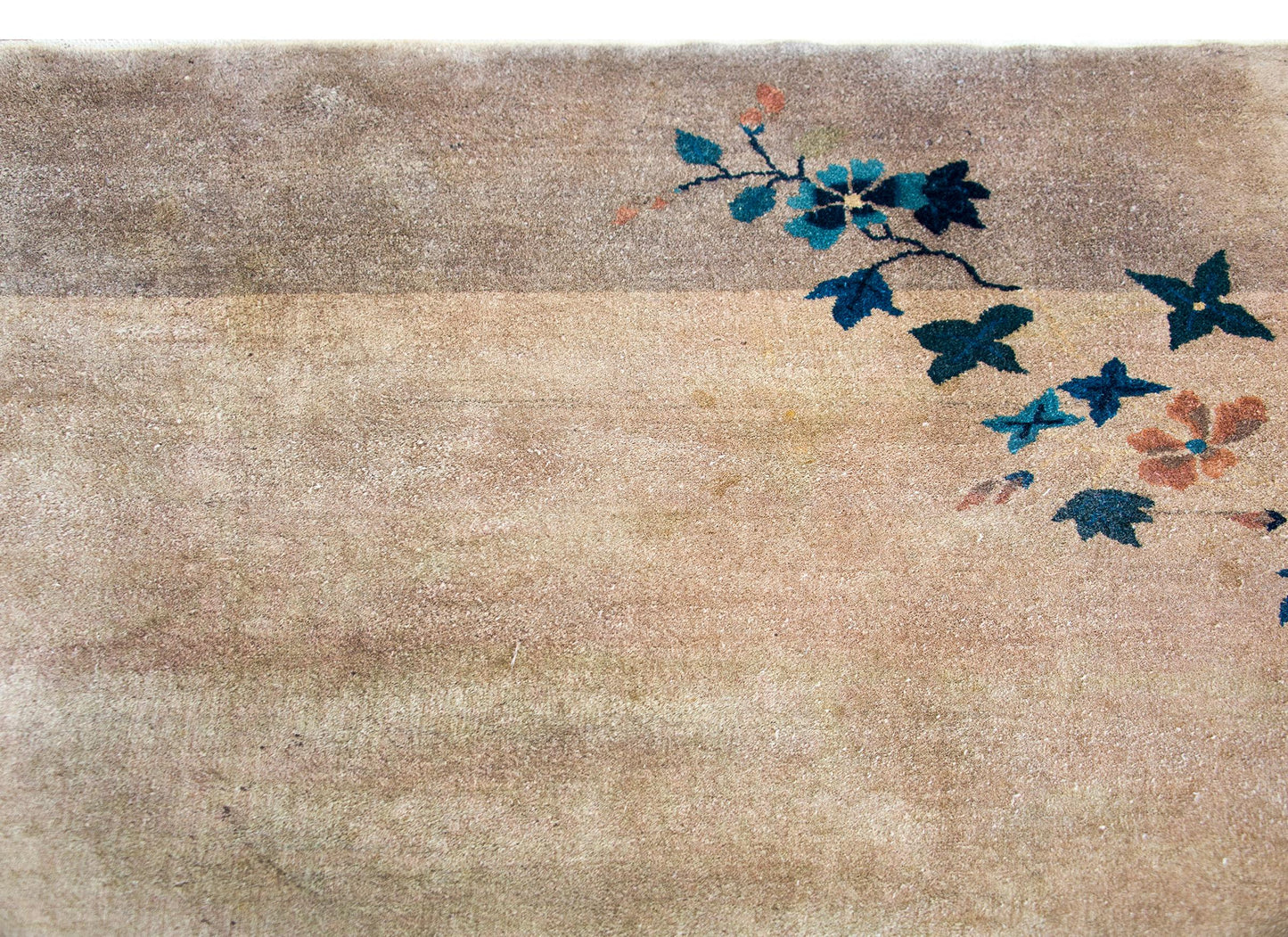 Early 20th Century Chinese Art Deco Rug For Sale