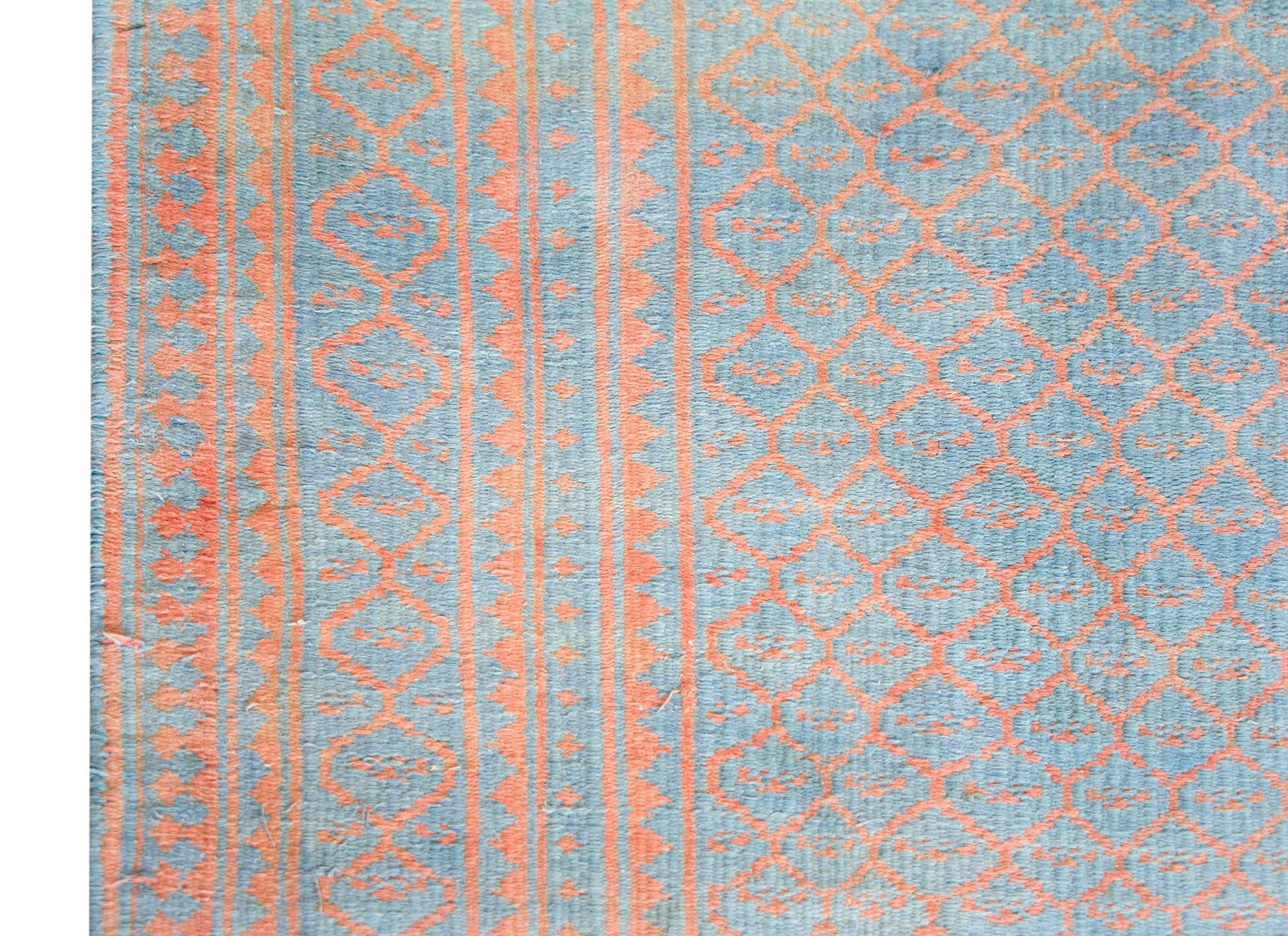 Mid-20th Century Saveh Kilim Rug For Sale